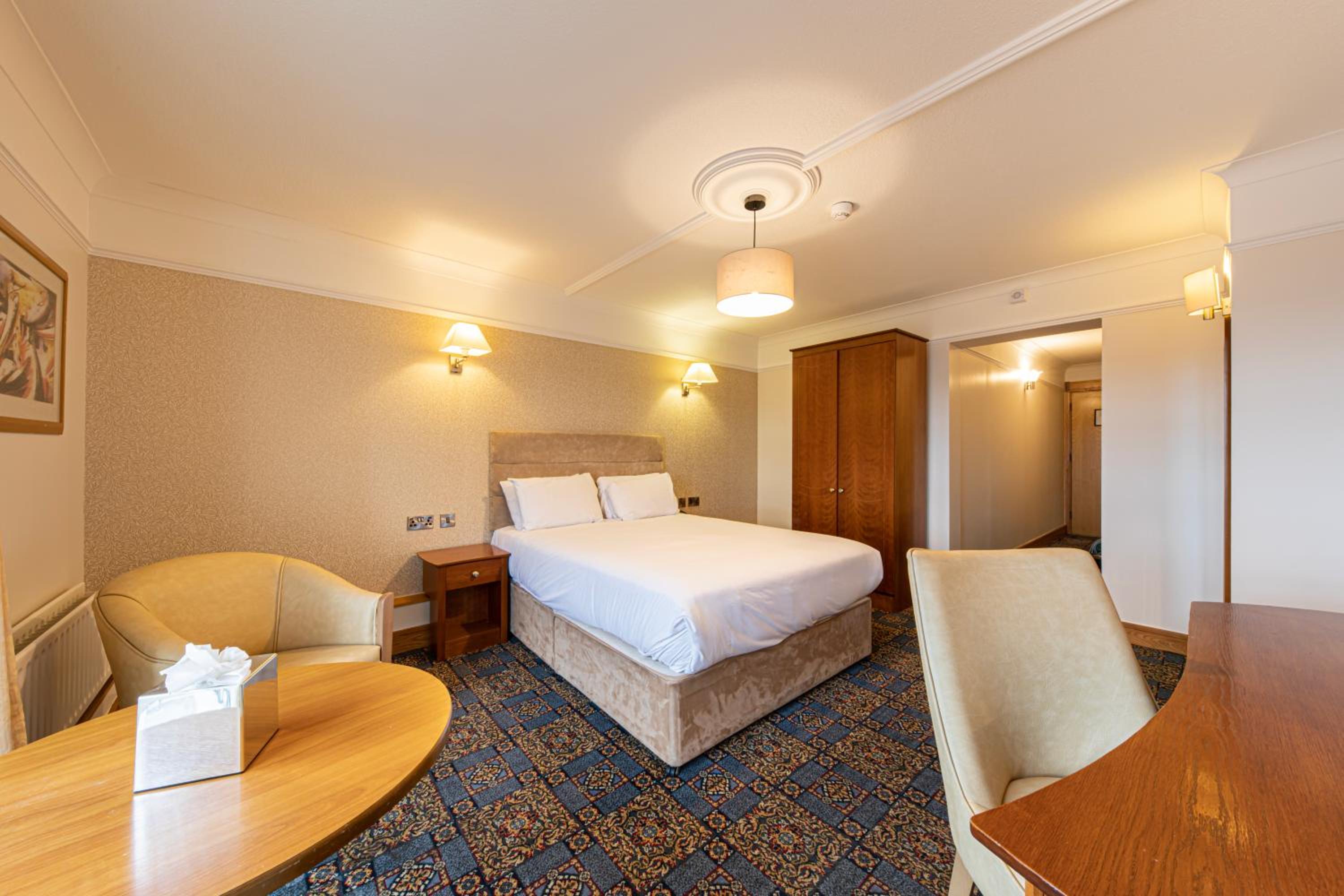 Double Room with River View - Photo 7