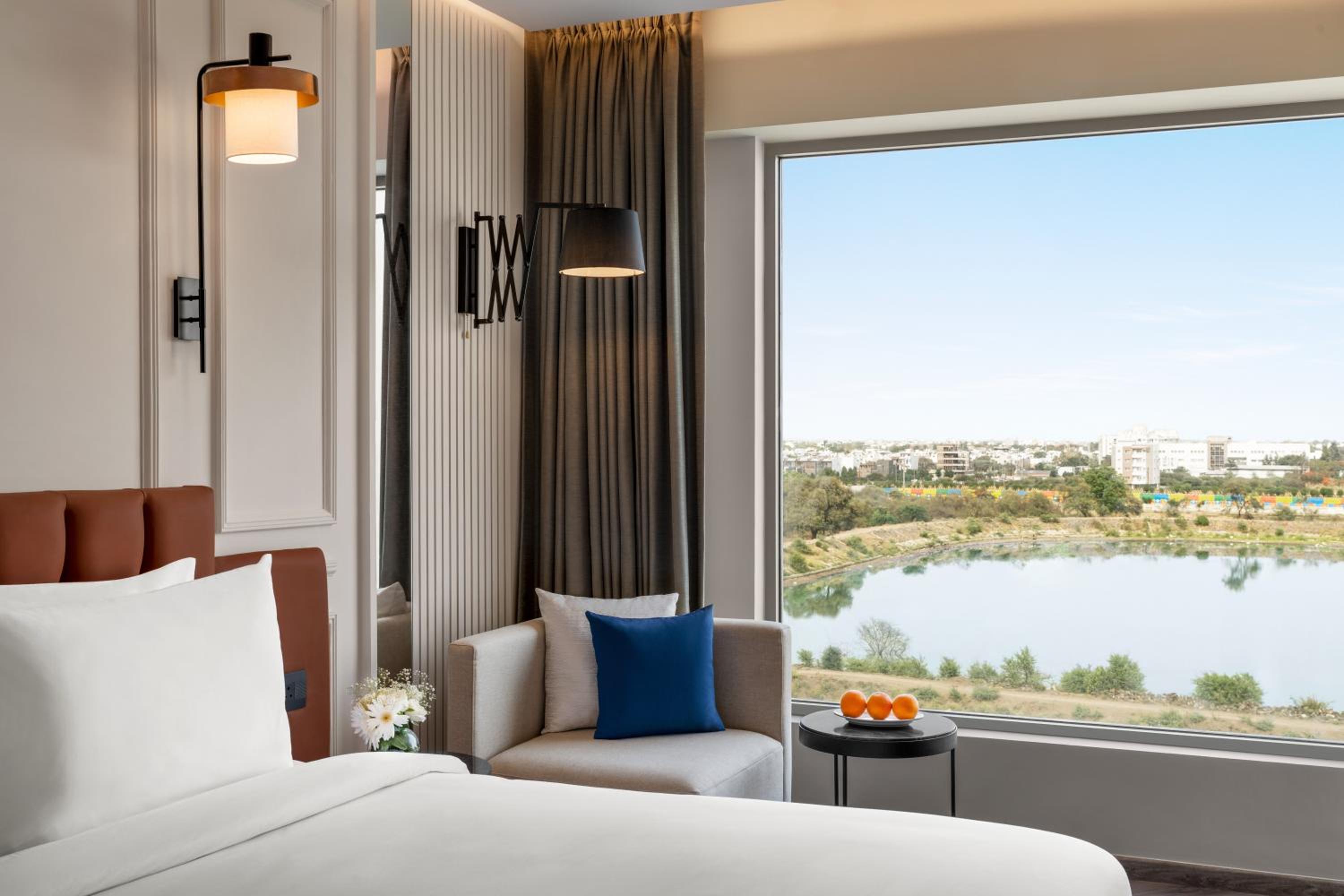 Premium King Room  - 15% Discount Food & Beverages - Photo 4