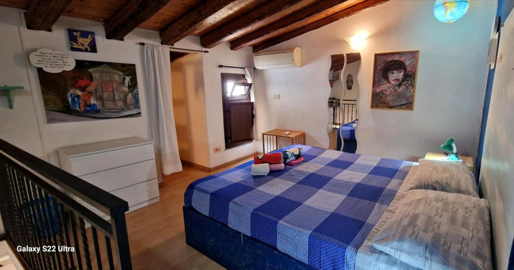 One-Bedroom Apartment - Split Level
