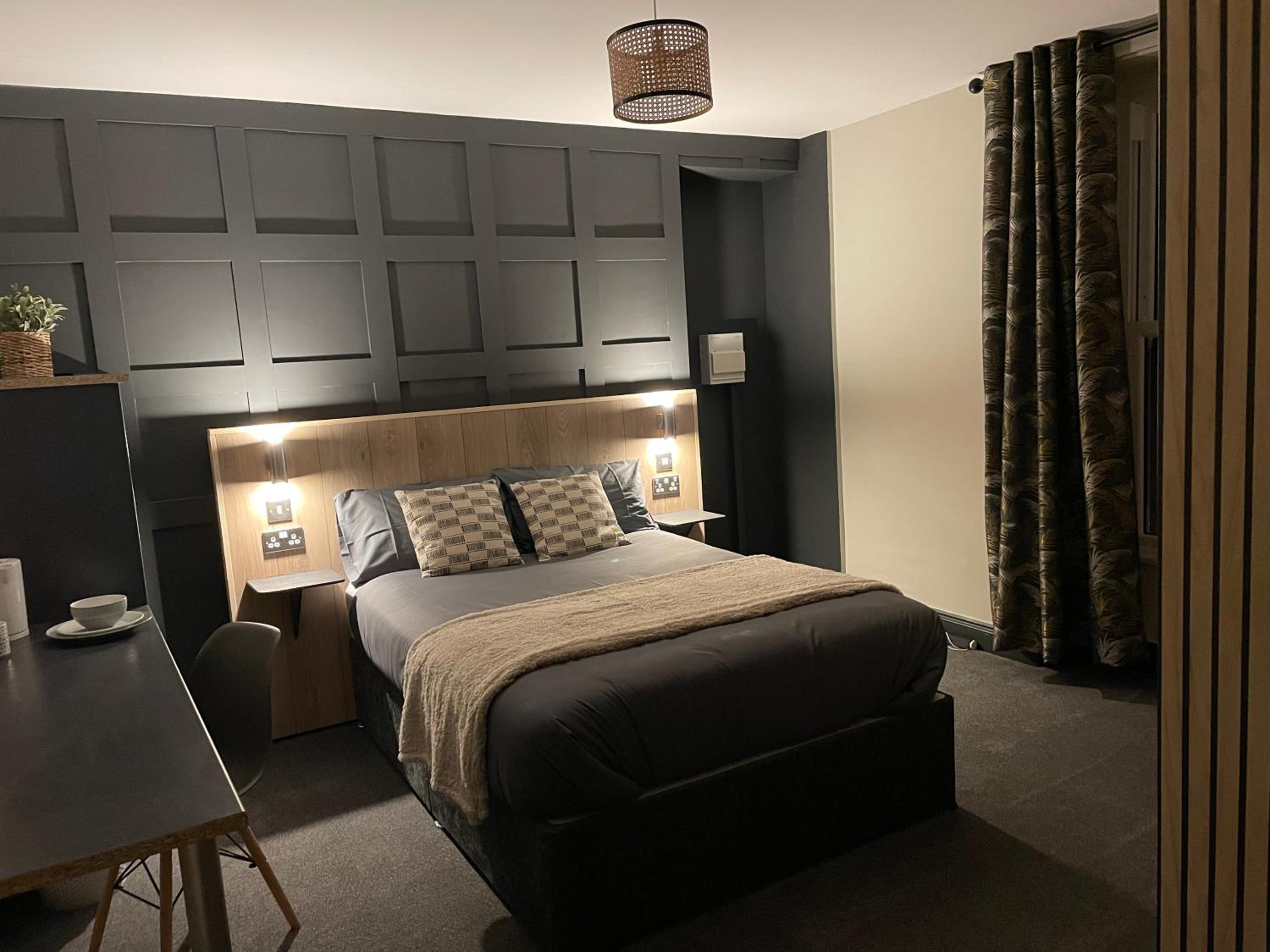 Double Room with Private Bathroom