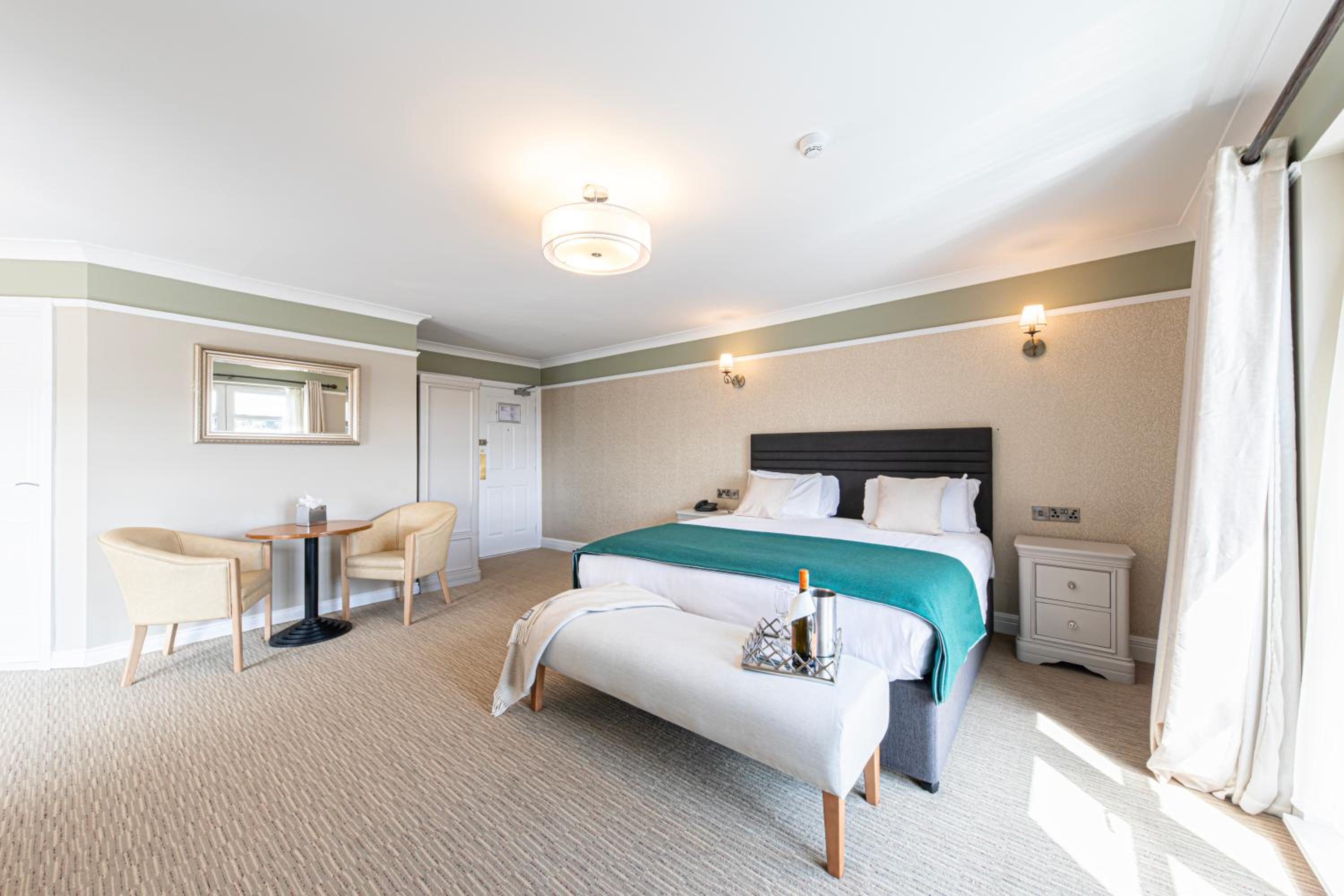 King Room with River View - Photo 1