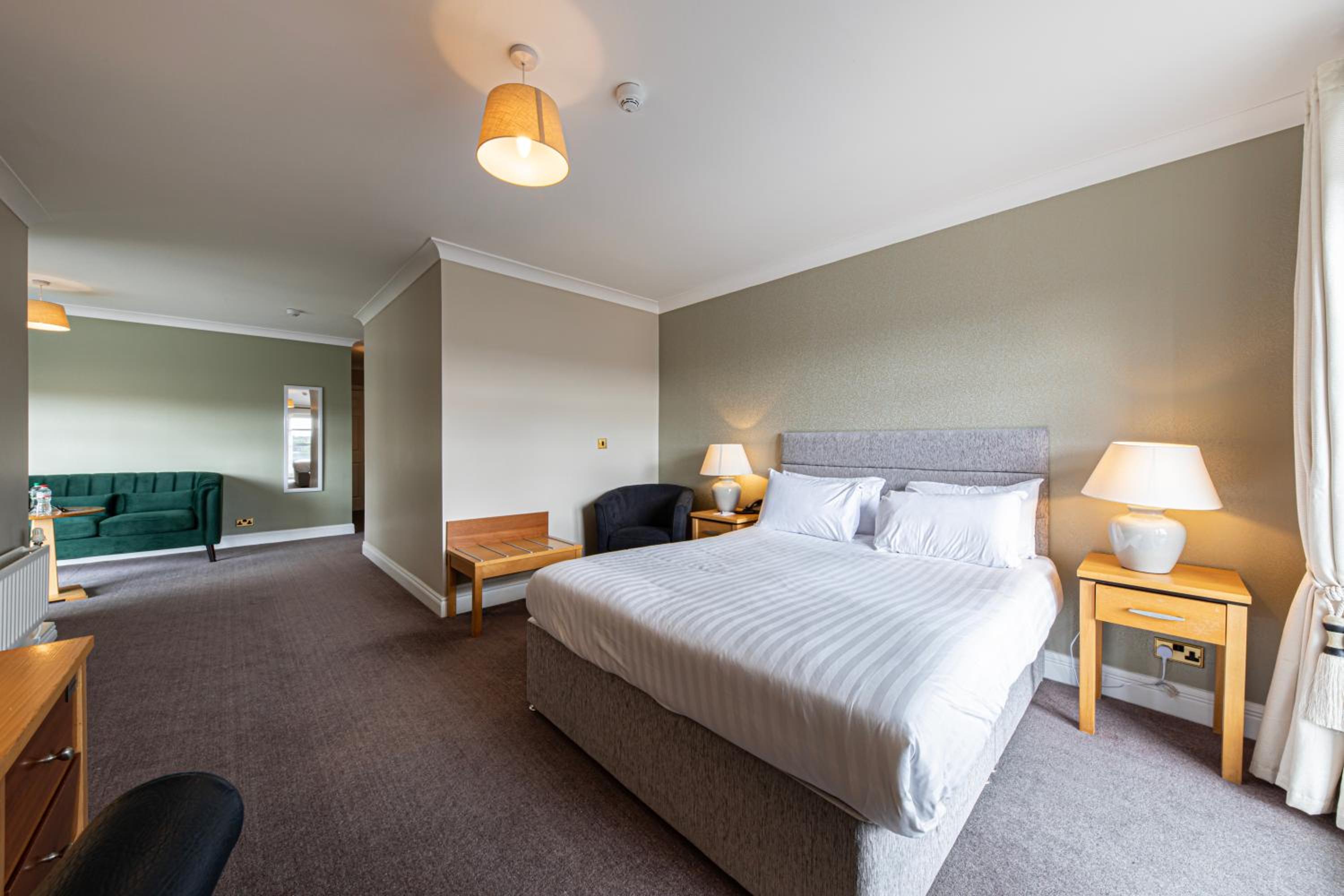 King Room with River View - Photo 24