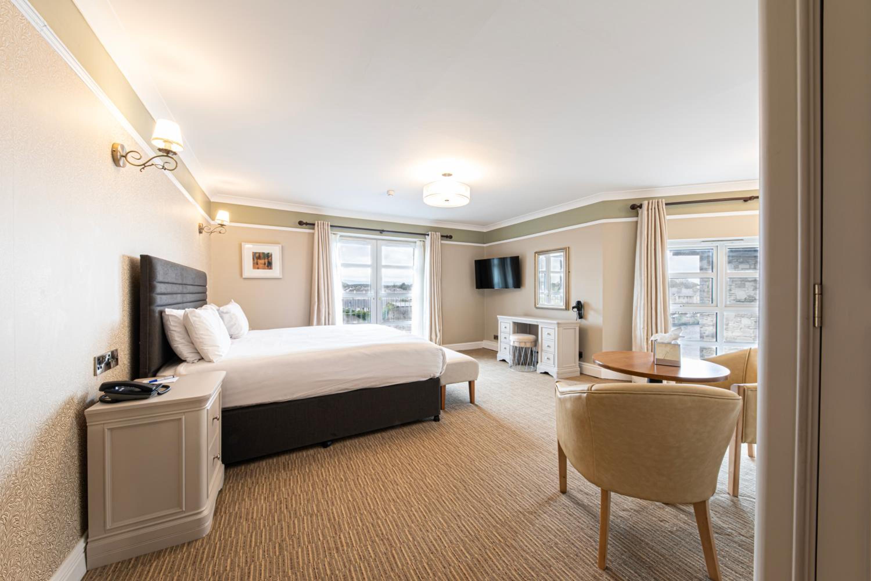 King Room with River View - Photo 33
