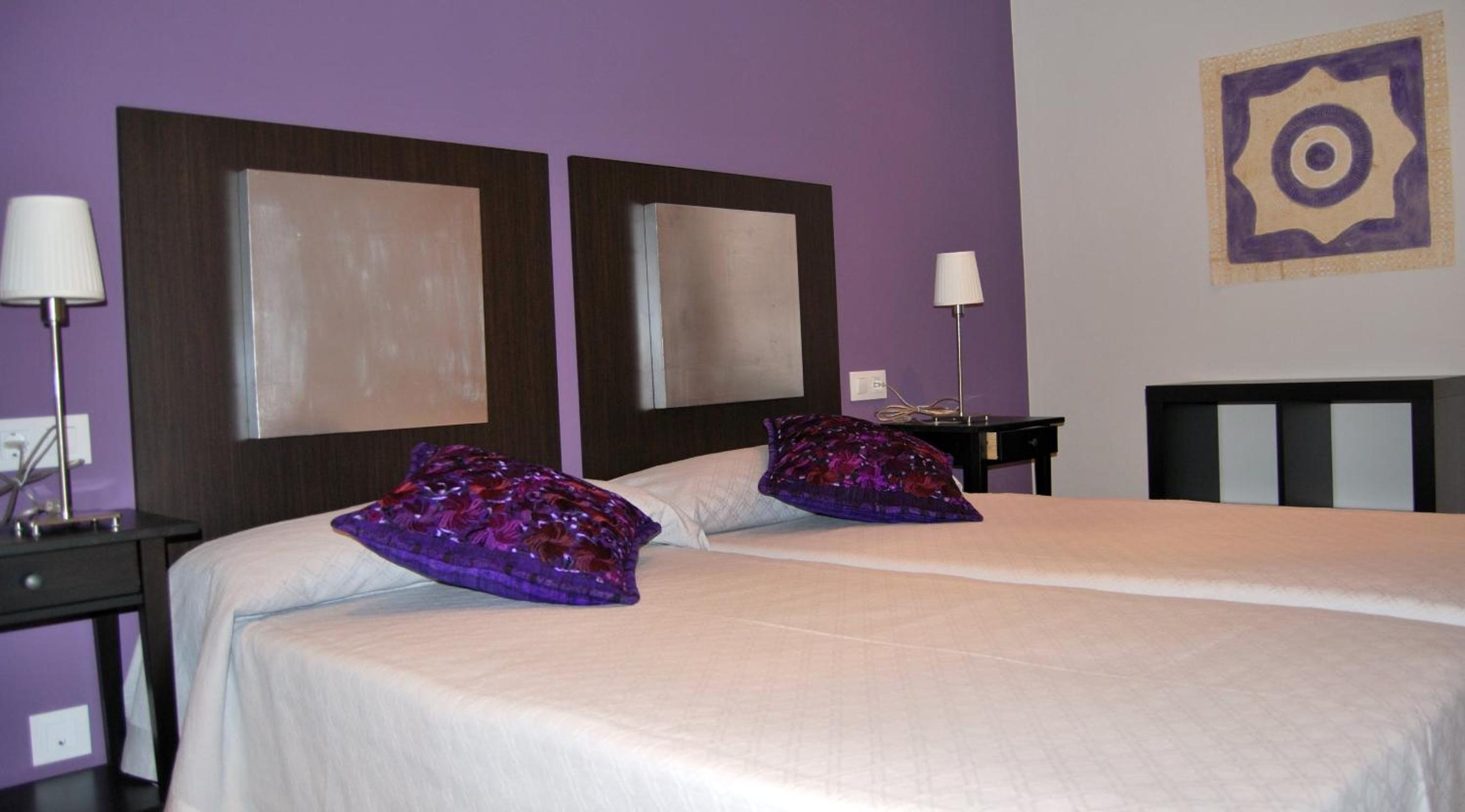 One-Bedroom Apartment (3 Adults) photo 3
