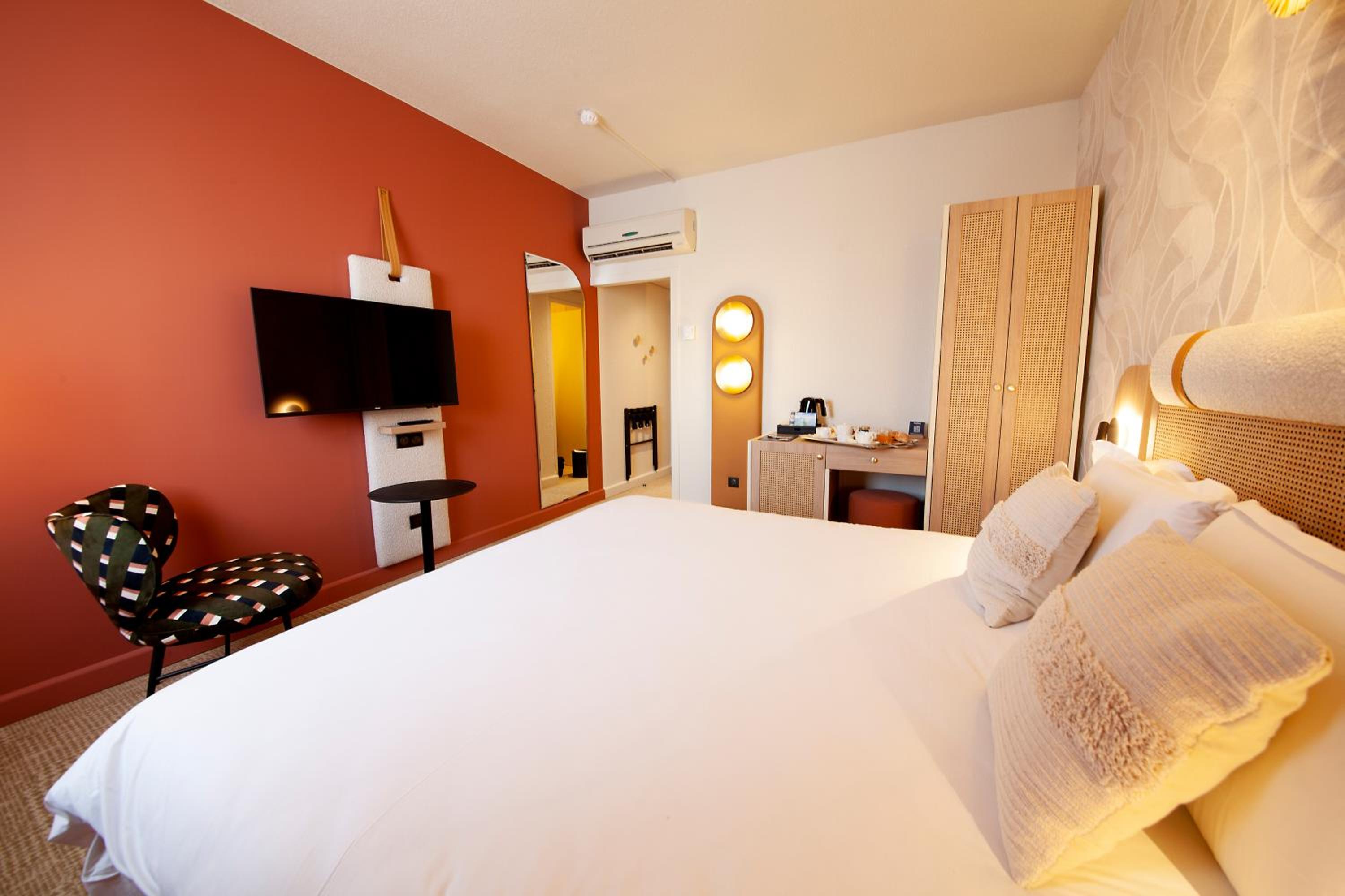 Superior Twin Room - Photo 1
