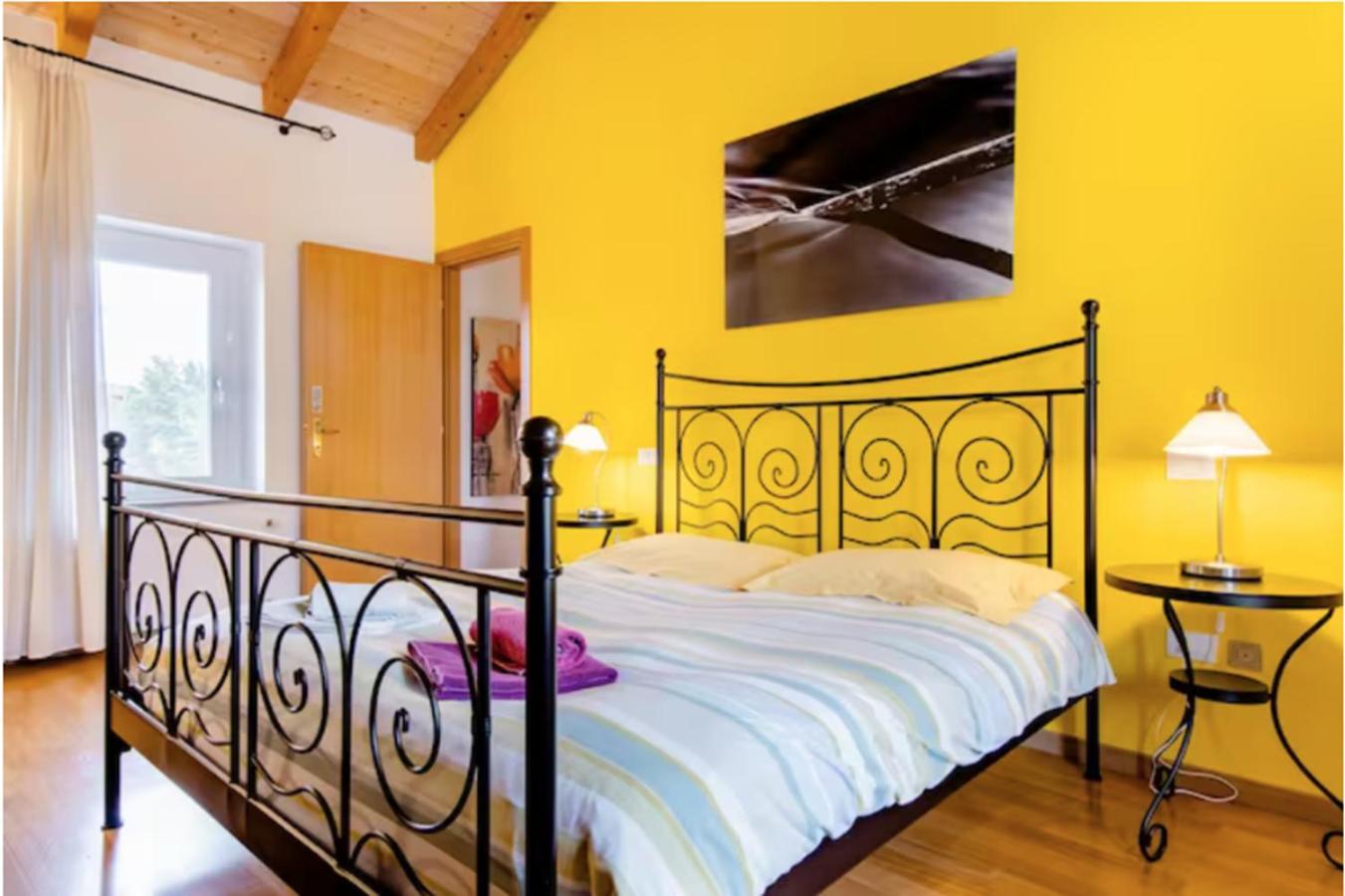 One-Bedroom Suite photo 1