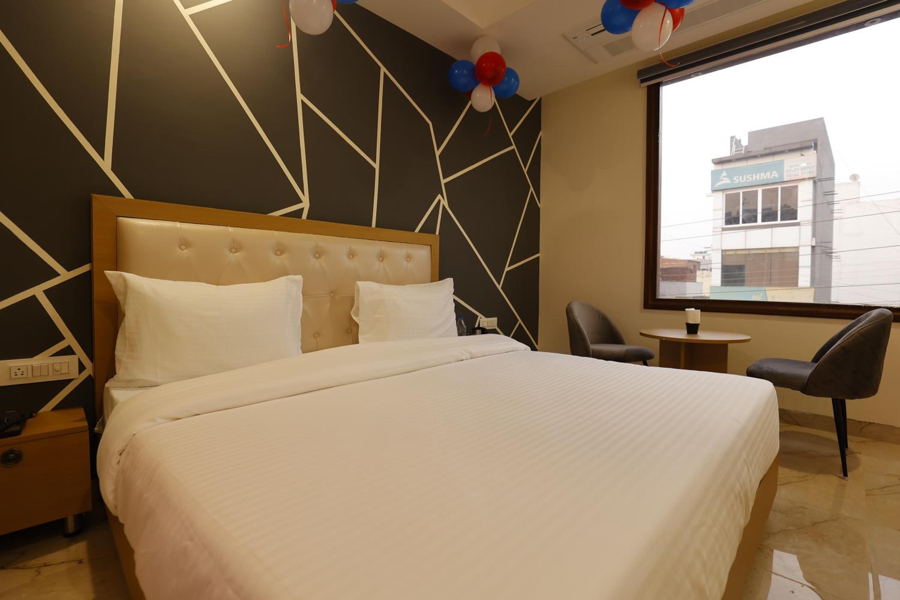 Deluxe Double Room photo 3