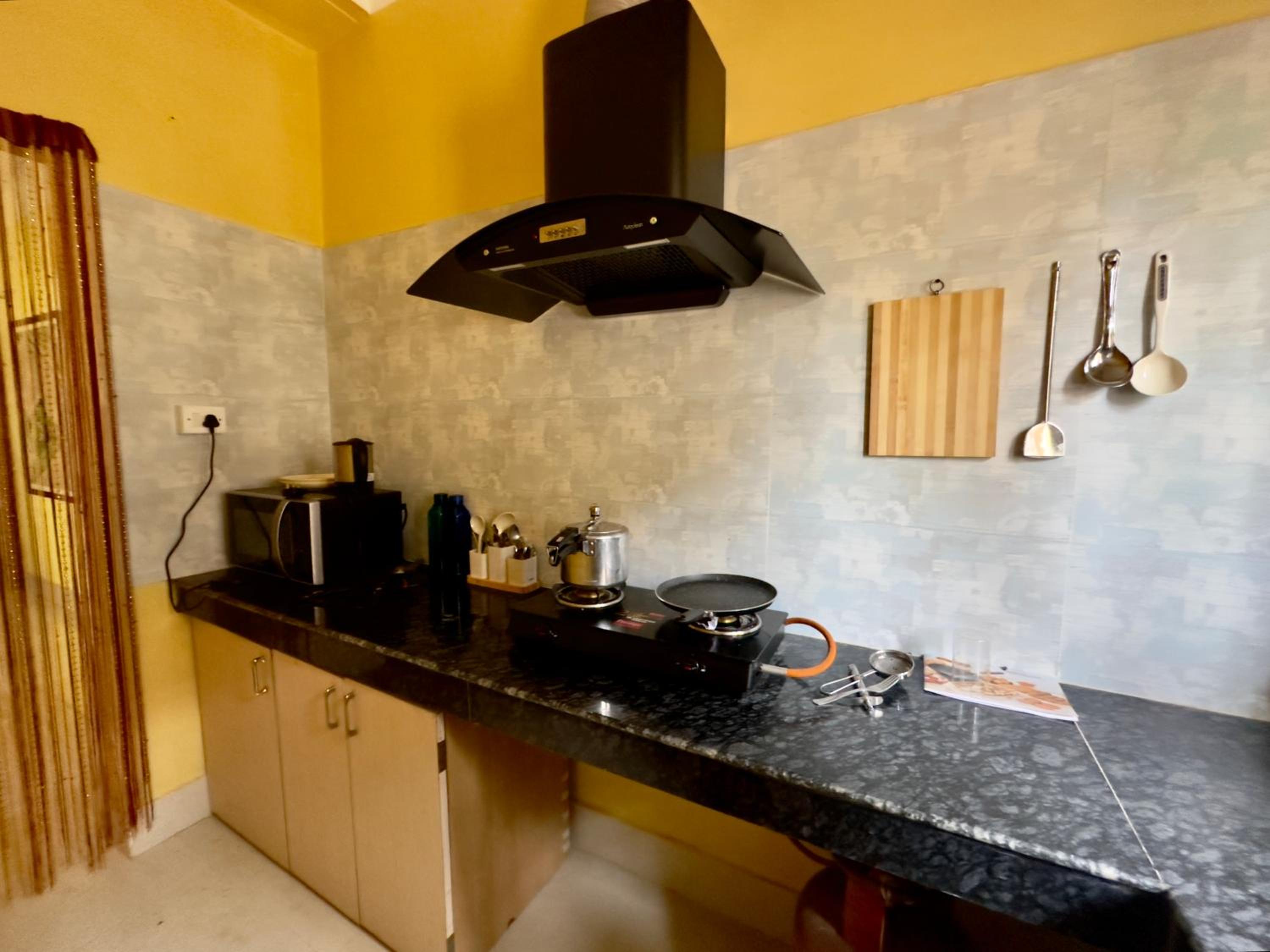 Apartment - Ground Floor - Photo 2