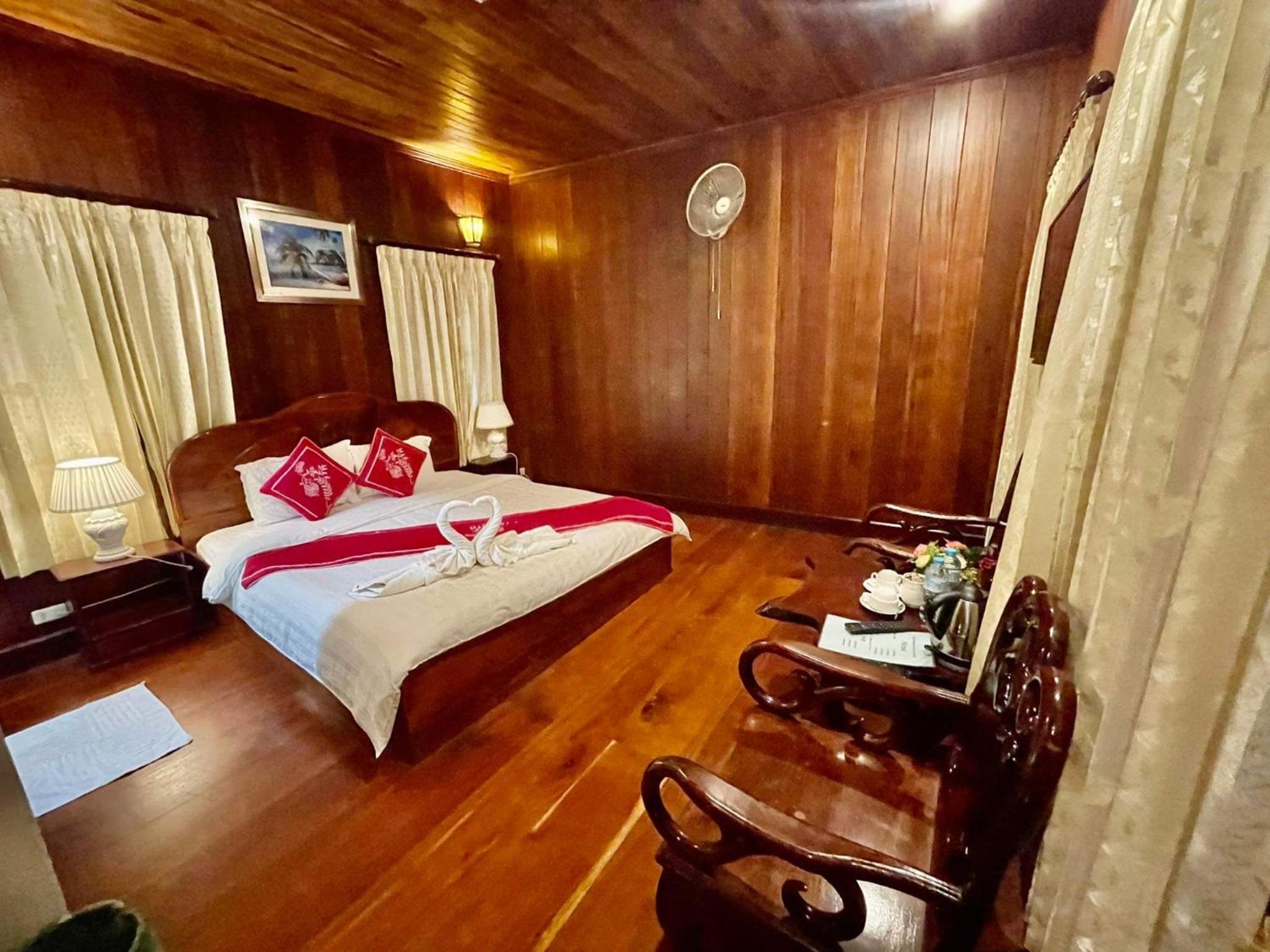 Deluxe Double Room with Balcony photo 1