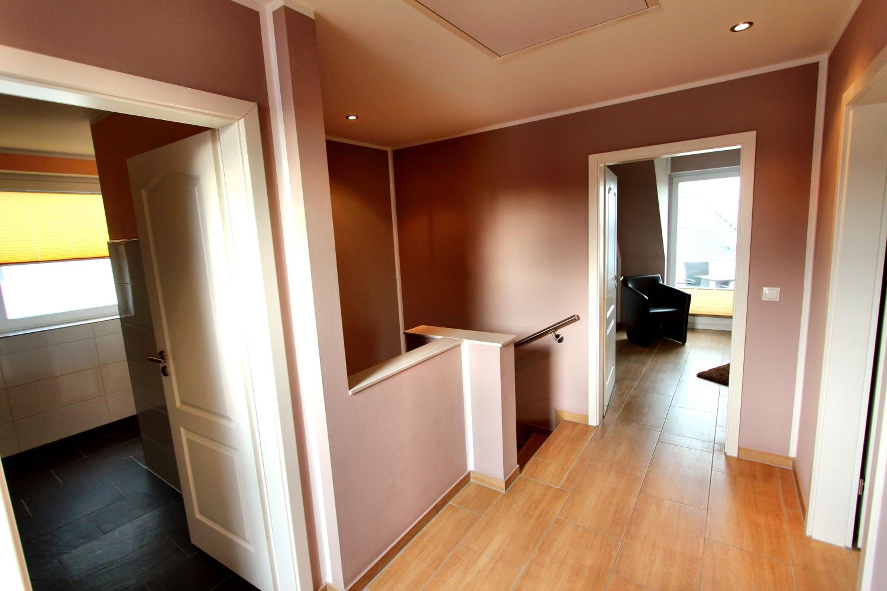 Three-Bedroom House photo 3