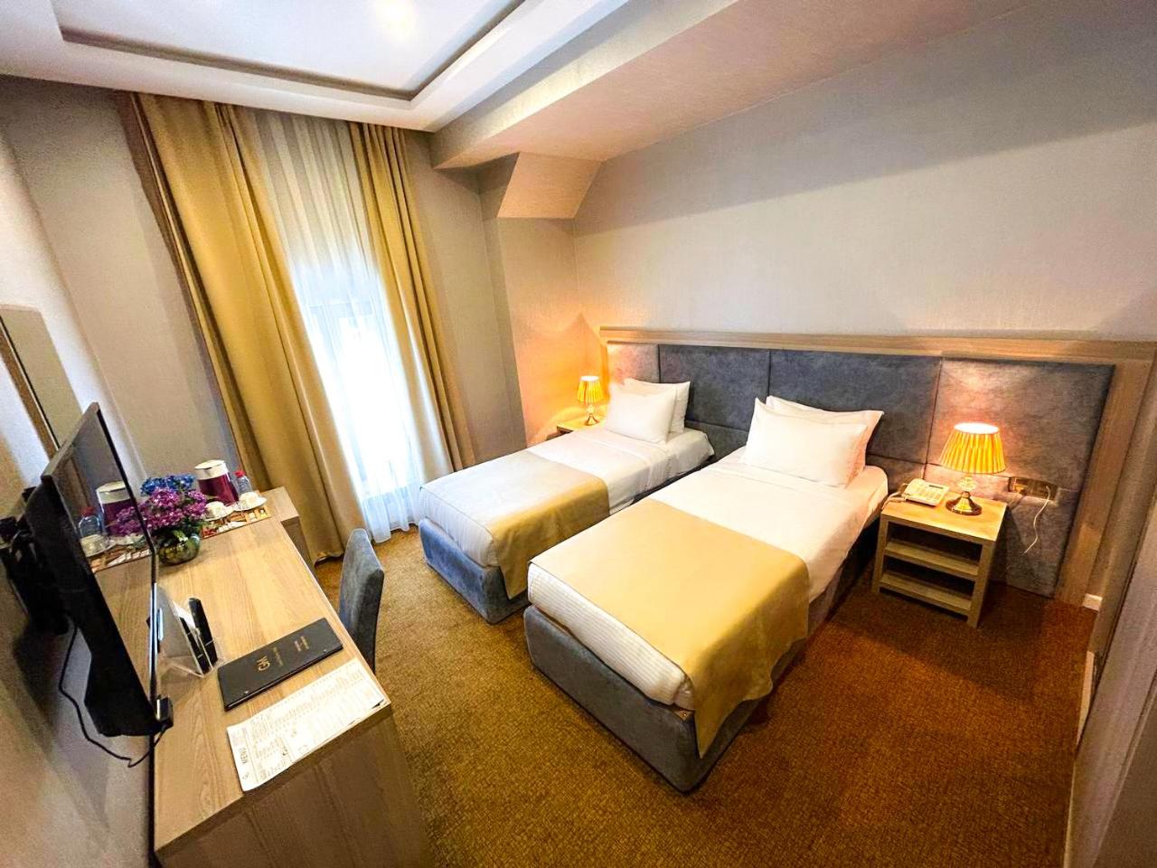 Standard Double or Twin Room - Photo 1
