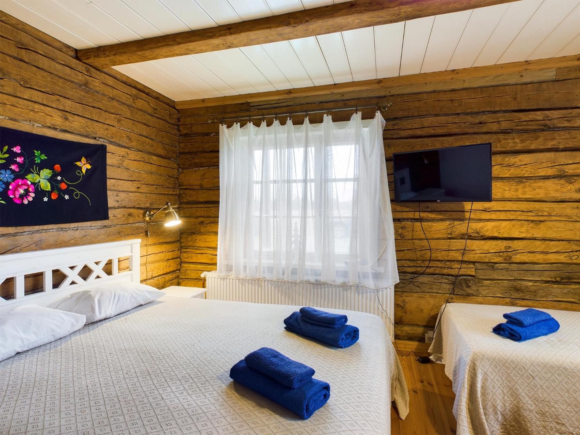 Triple Room with Private Bathroom photo 2