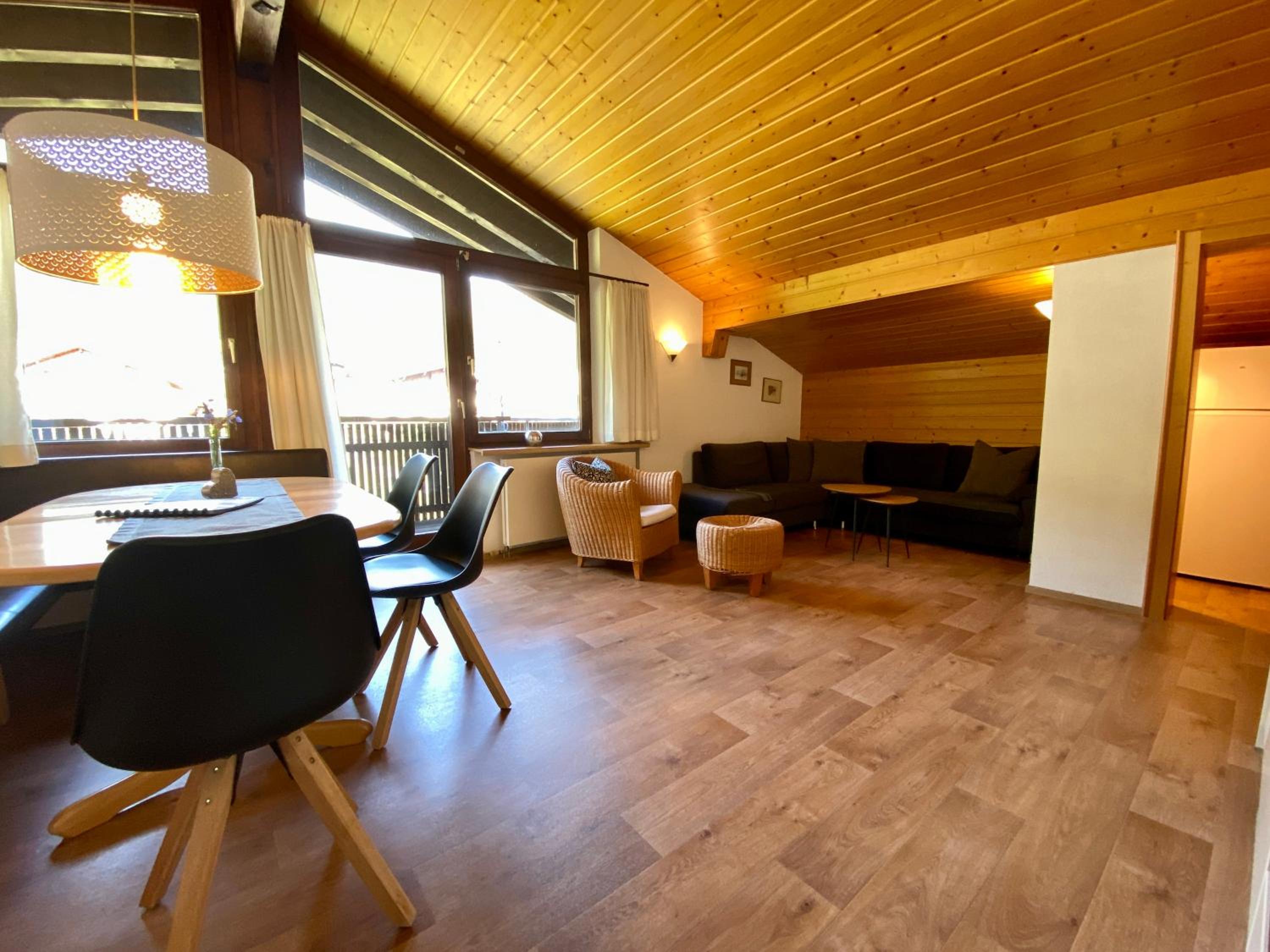 Three-Bedroom Apartment photo 1