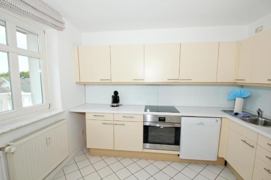 Two-Bedroom Apartment with Balcony photo 2