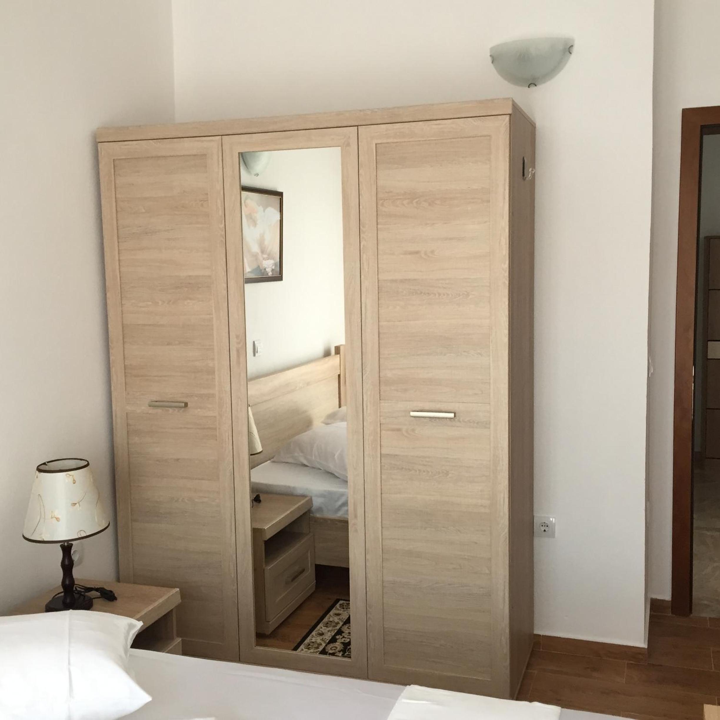 Deluxe Two-Bedroom Apartment with Terrace and Sea View - Photo 33