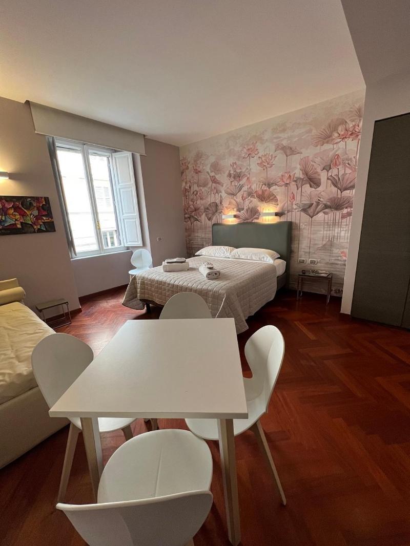 Deluxe King Room photo 2