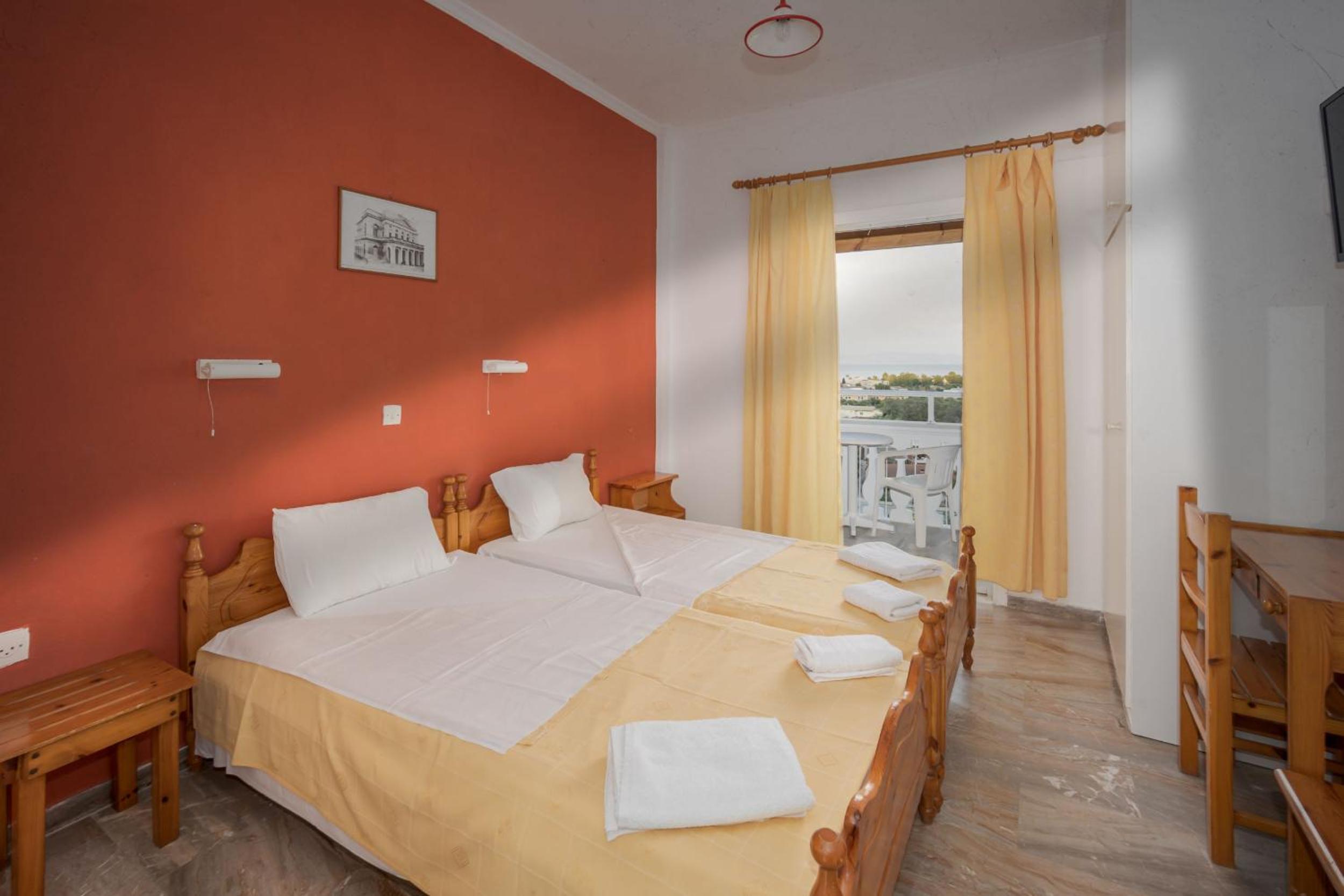 Quadruple Room with Sea View photo 2