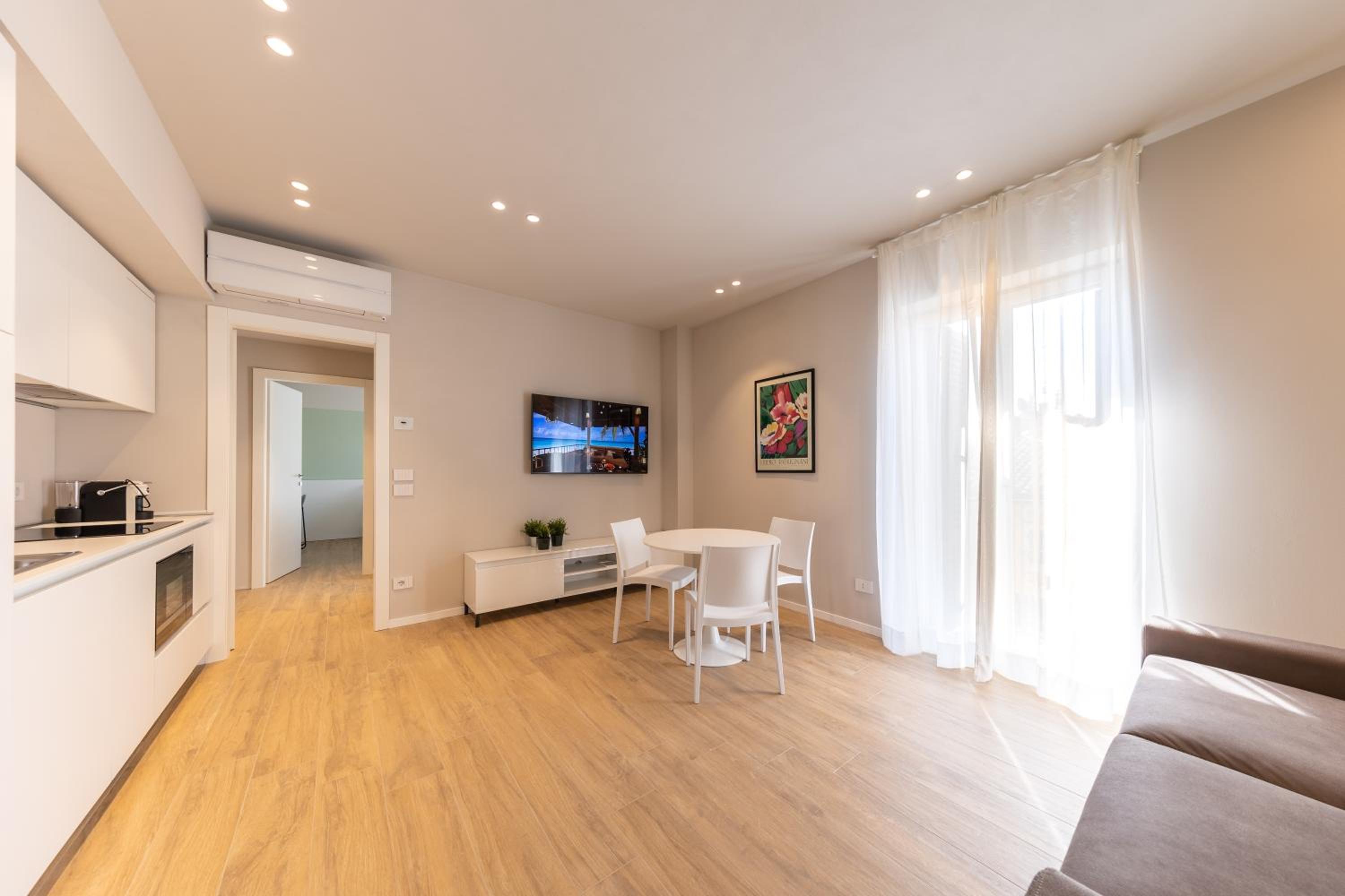 Double Room with Balcony photo 1