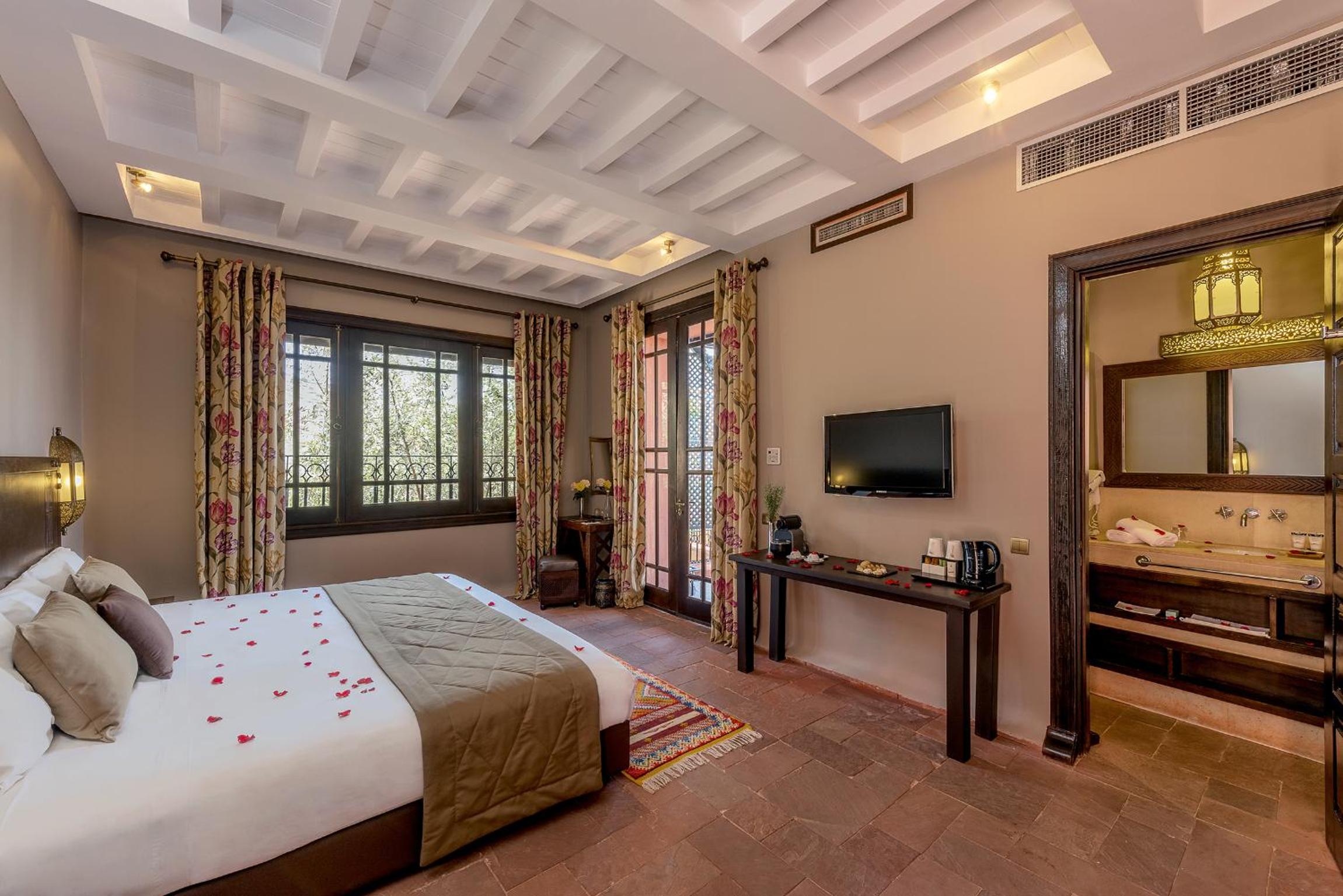 Deluxe Double Room - Photo 3