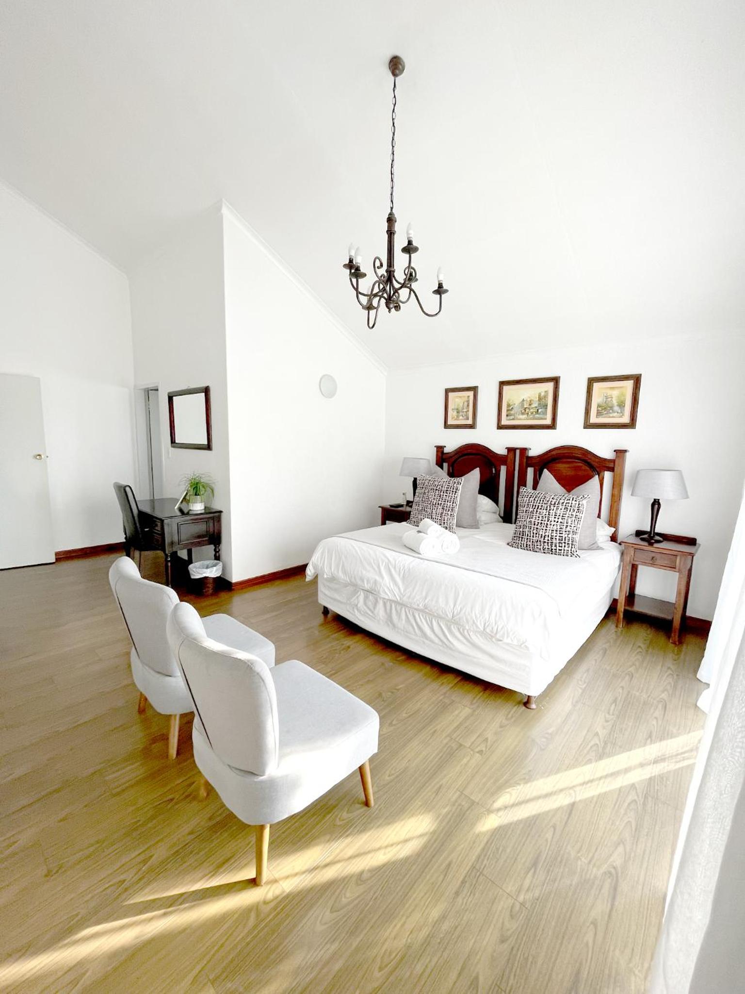 Deluxe Room - Photo 1