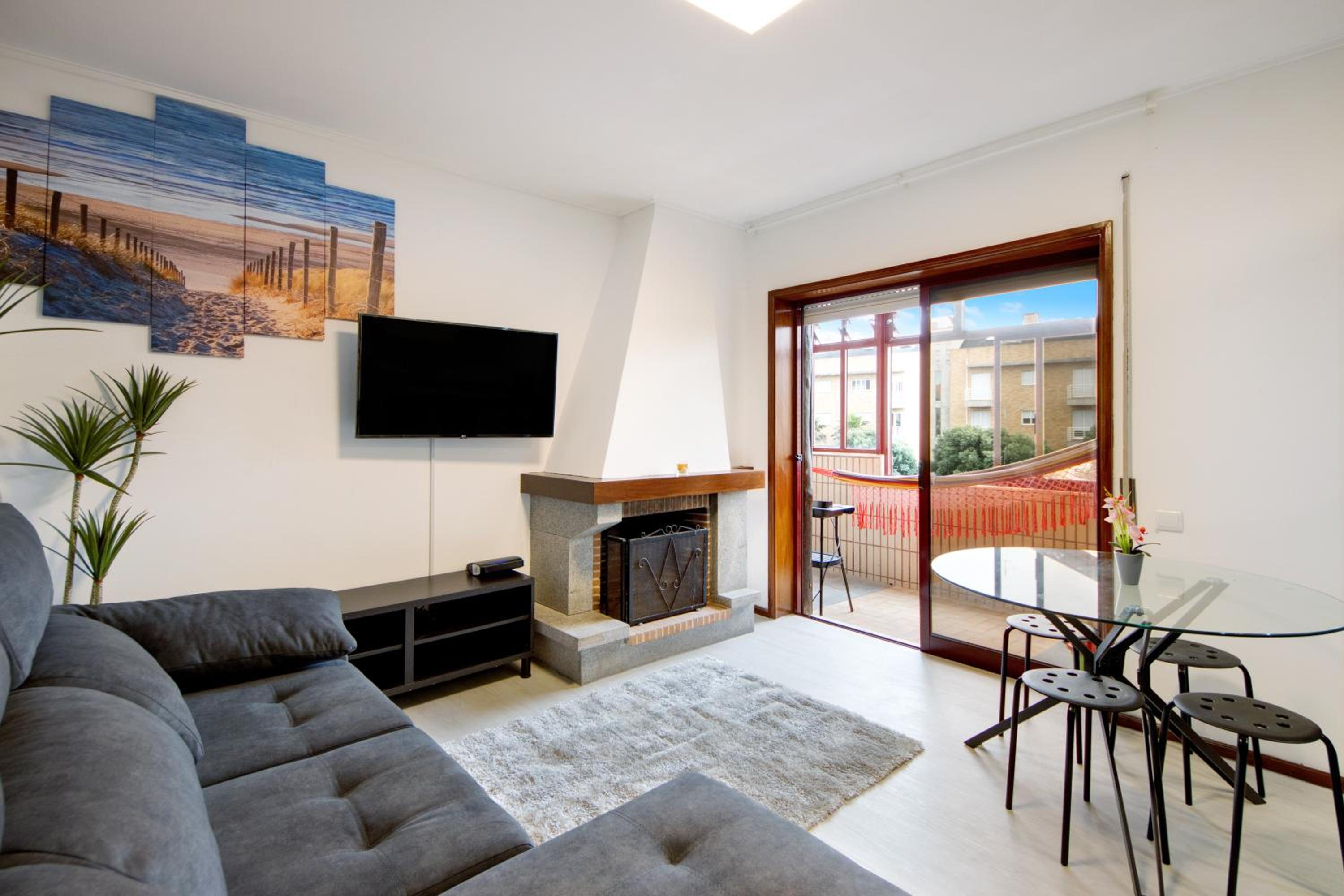 Studio Apartment with Sea View