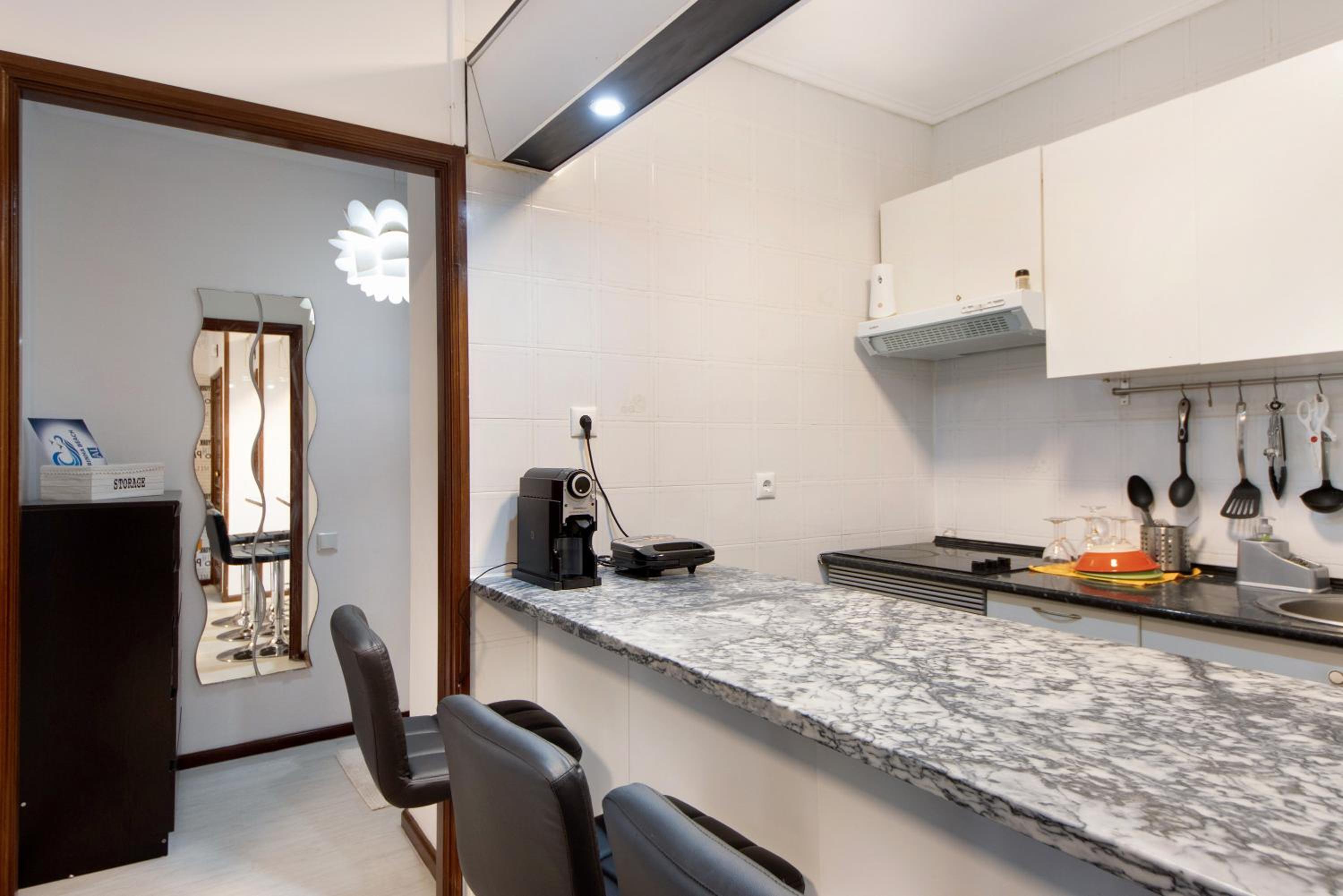 Studio Apartment with Sea View photo 2