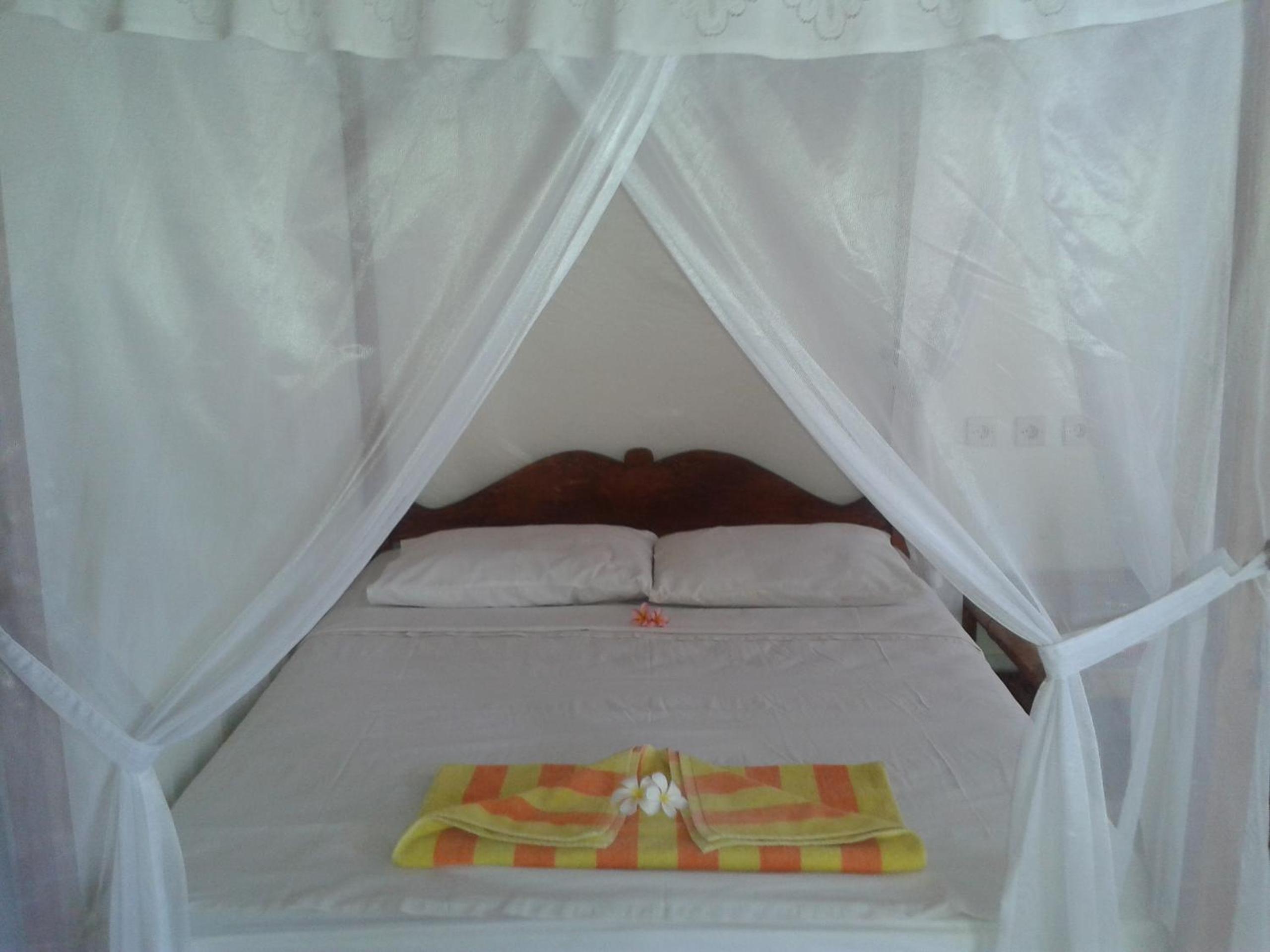 Deluxe Twin Room with Sea View photo 2