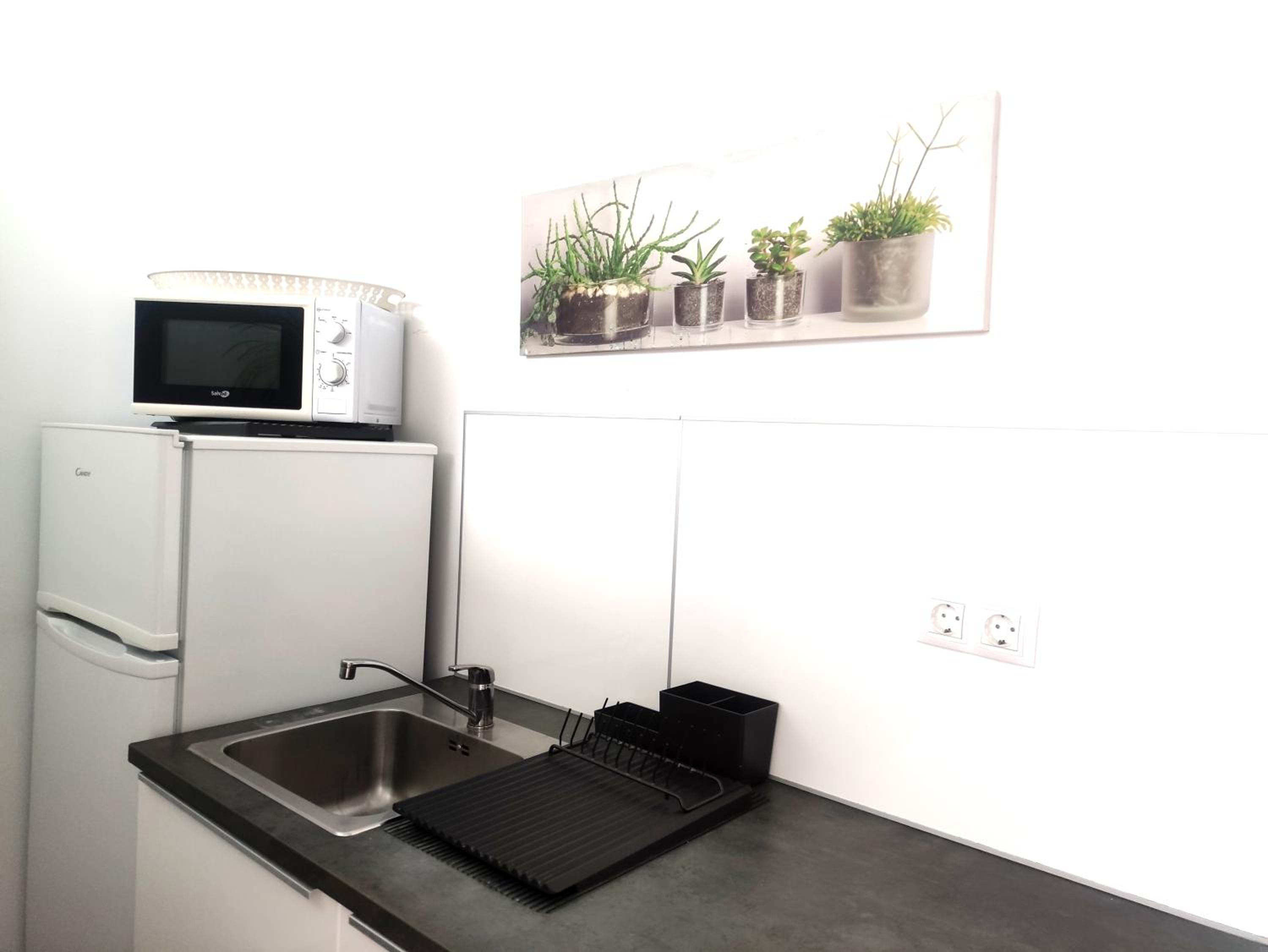 Apartment with Garden View - Photo 27