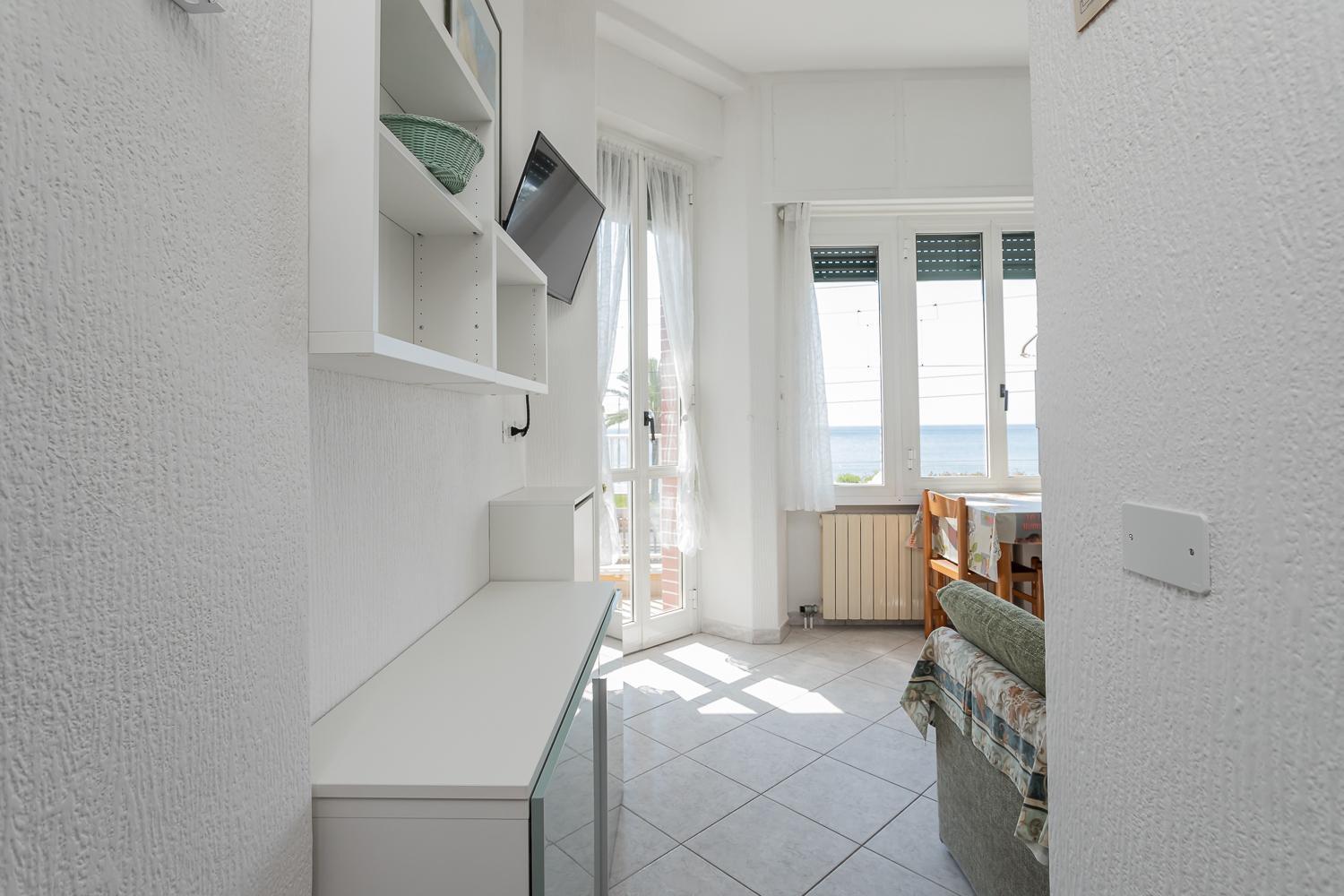 Studio with Sea View (2 Adults)