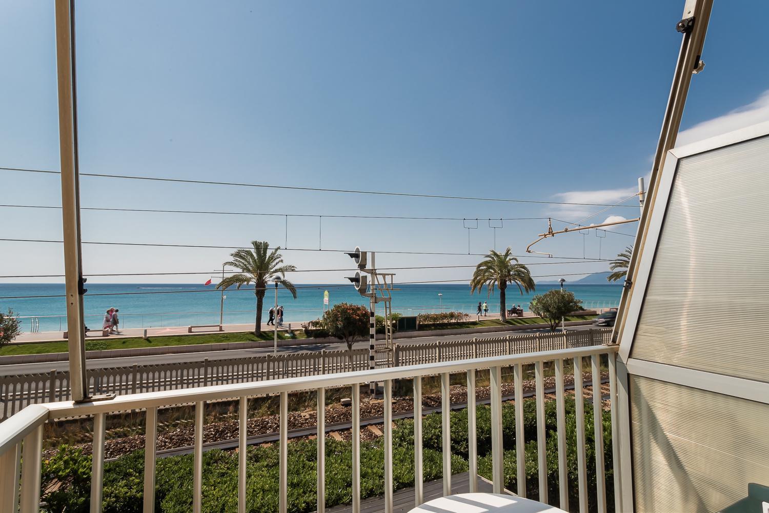 Studio with Sea View photo 2