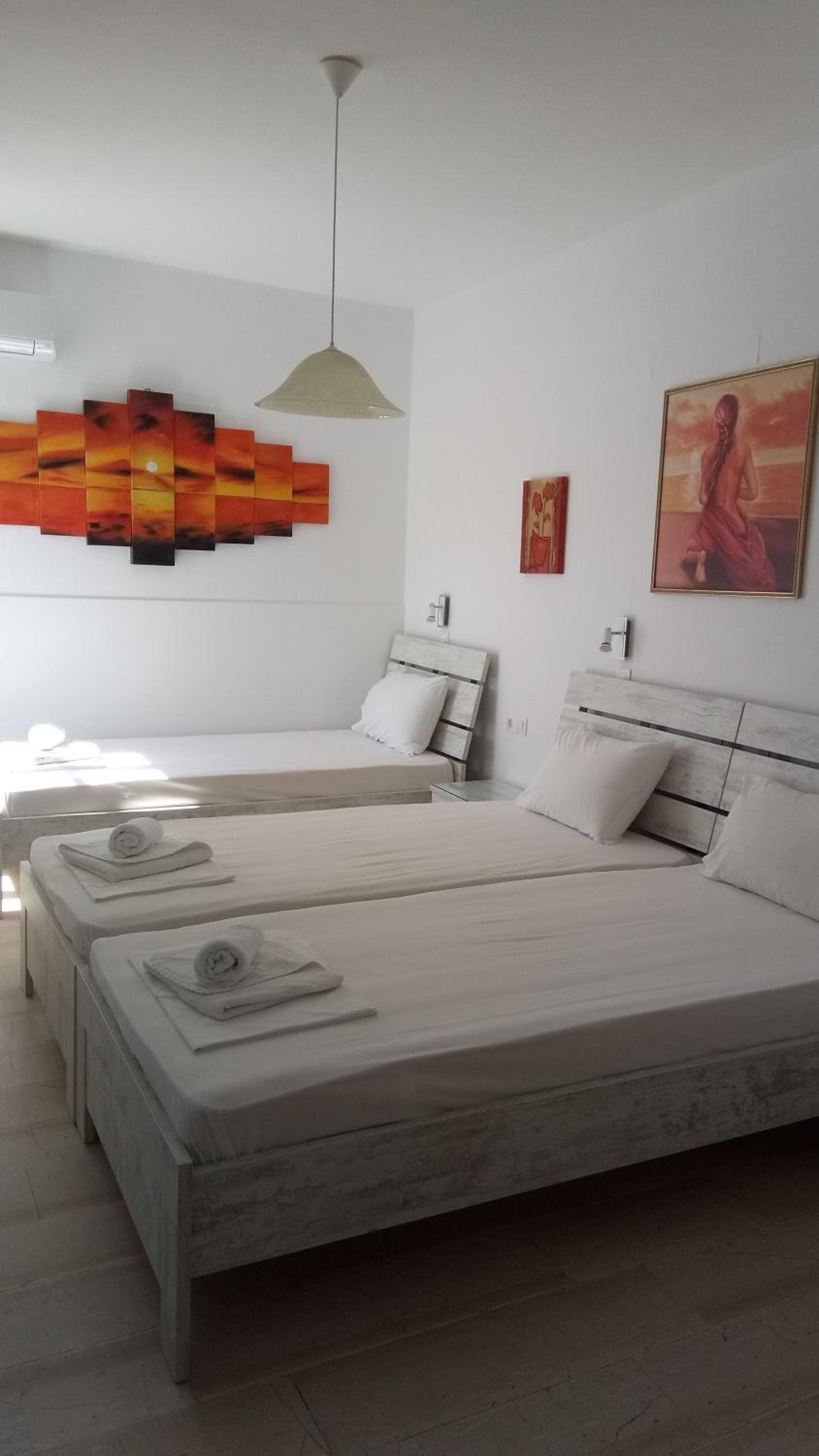 Triple Room photo 2