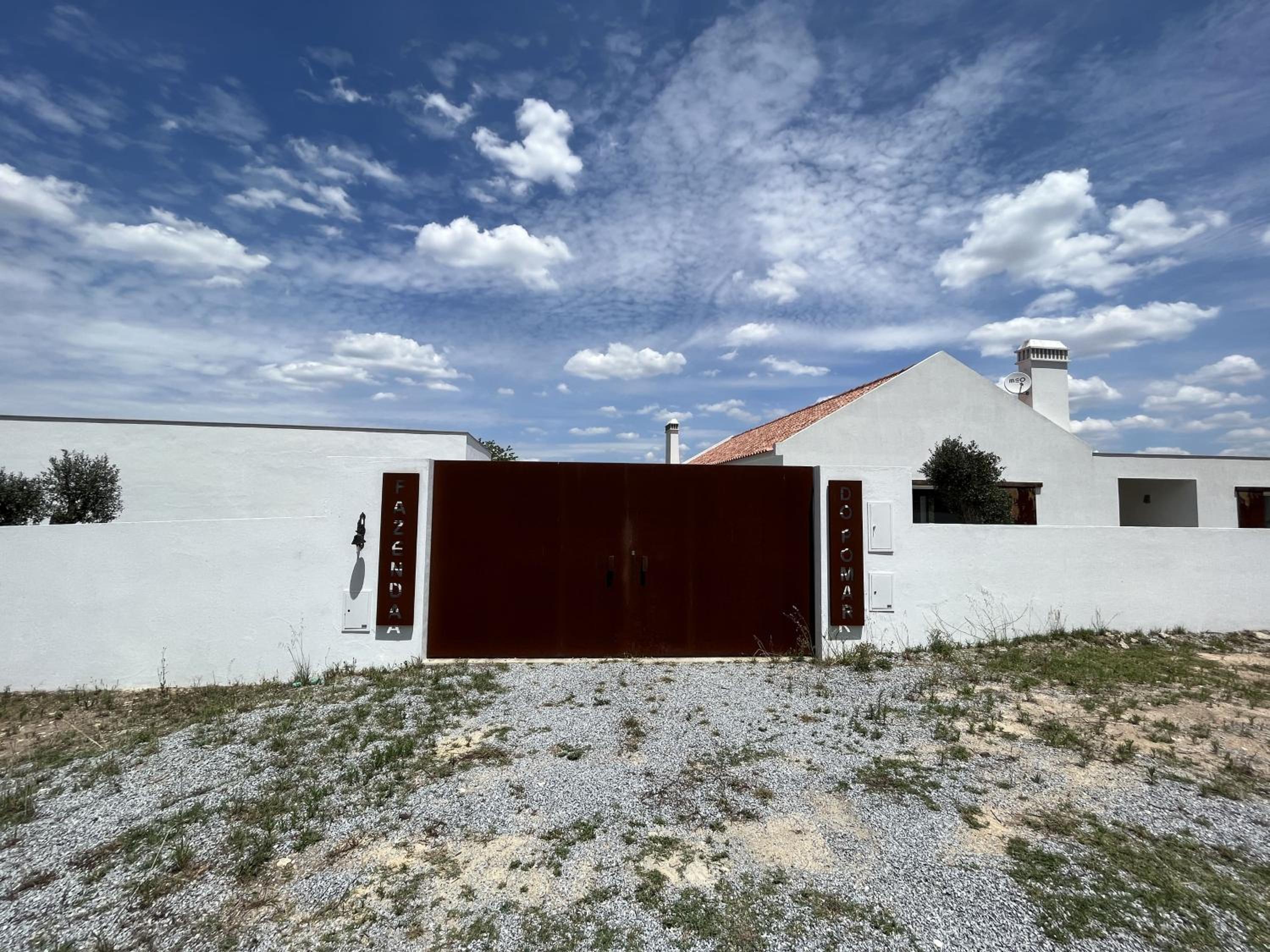 Villa photo 3