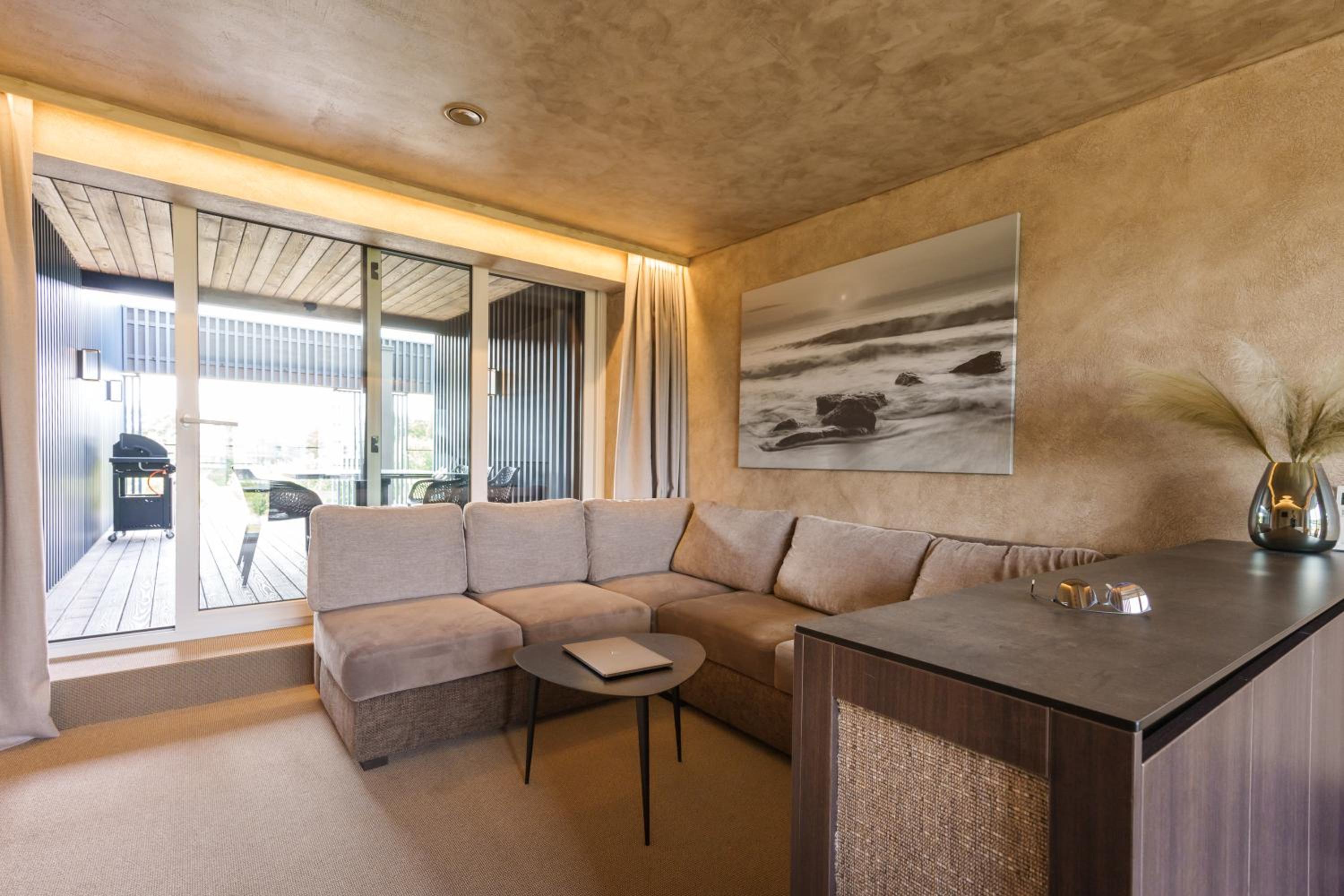Deluxe Apartment - Photo 3
