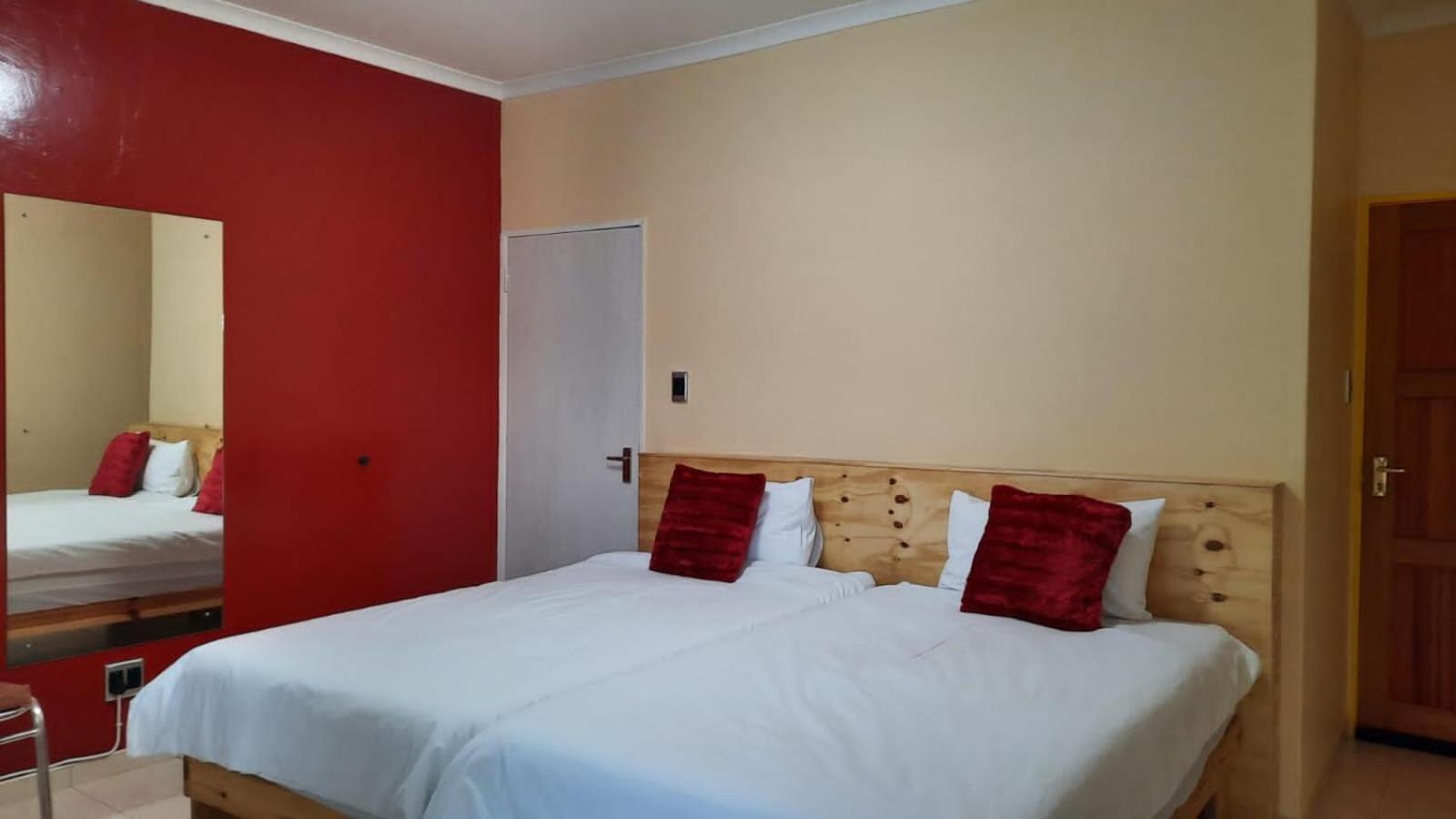 Double or Twin Room photo 1