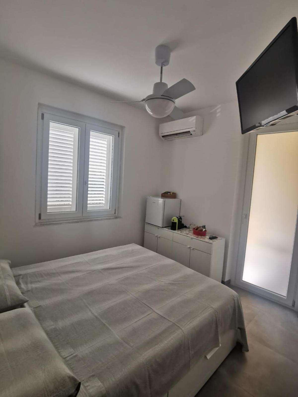 Double Room With Balcony And Sea View