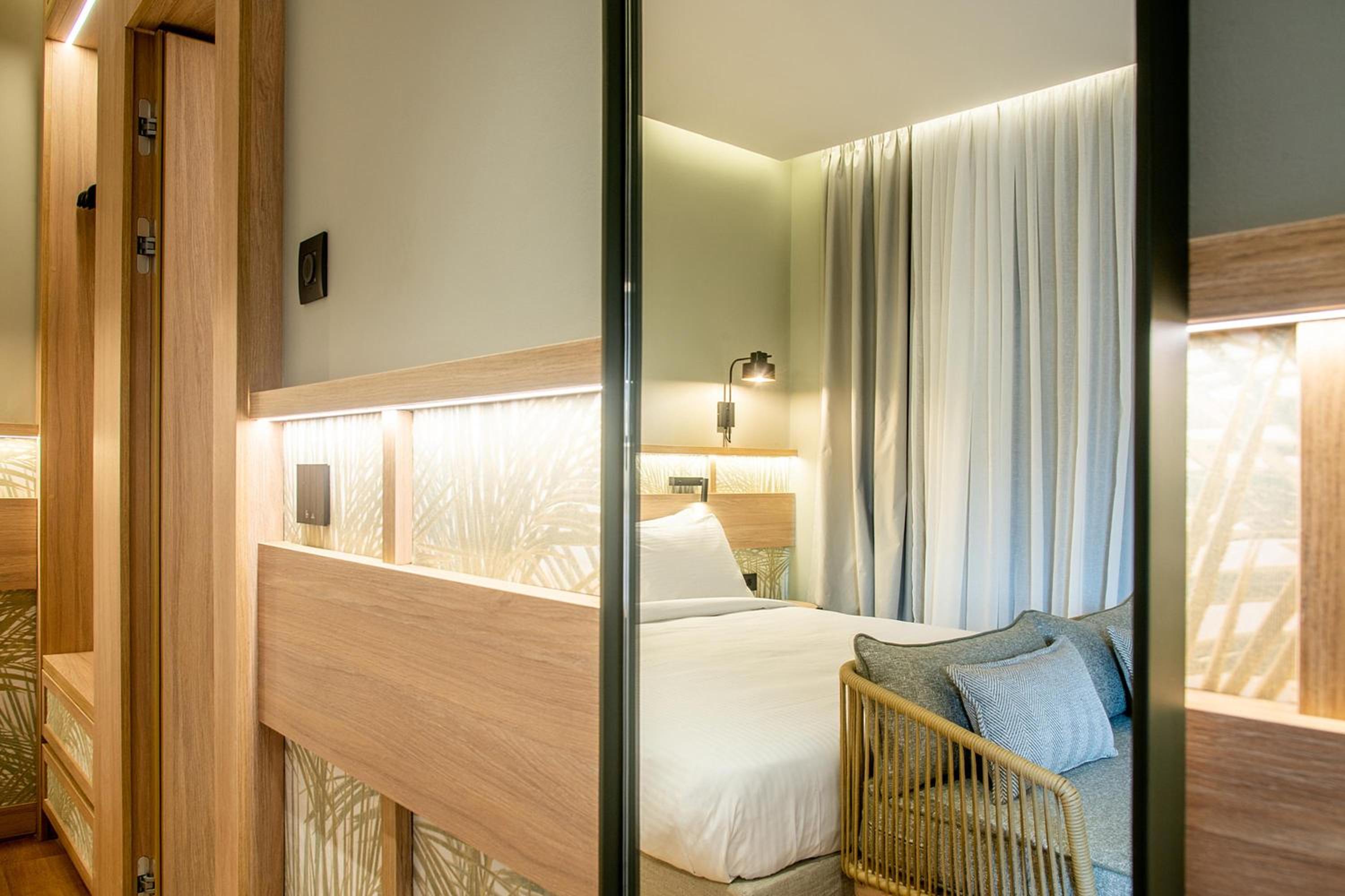 Classic Double Room for Single Use