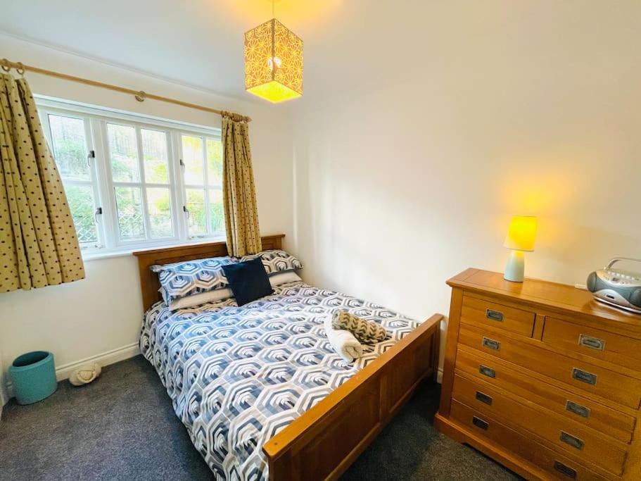 Three-Bedroom House photo 1
