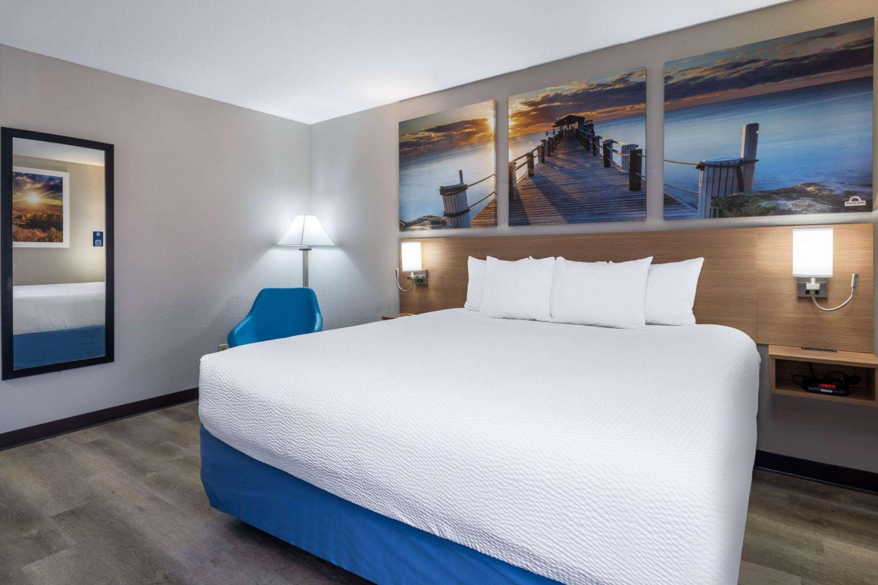 King Room - Disability Access/Non-Smoking - Photo 2