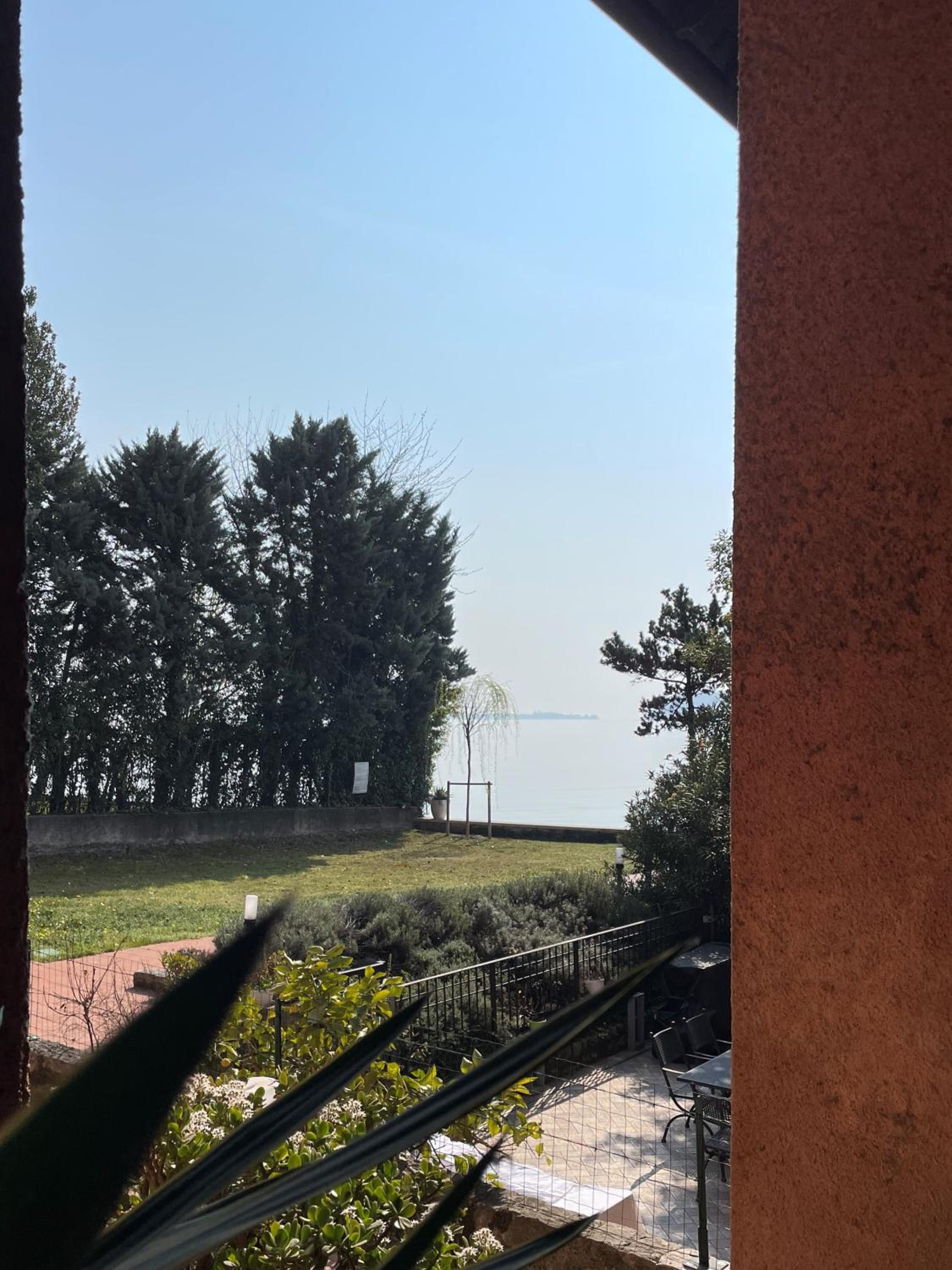 Apartment with Lake View photo 2