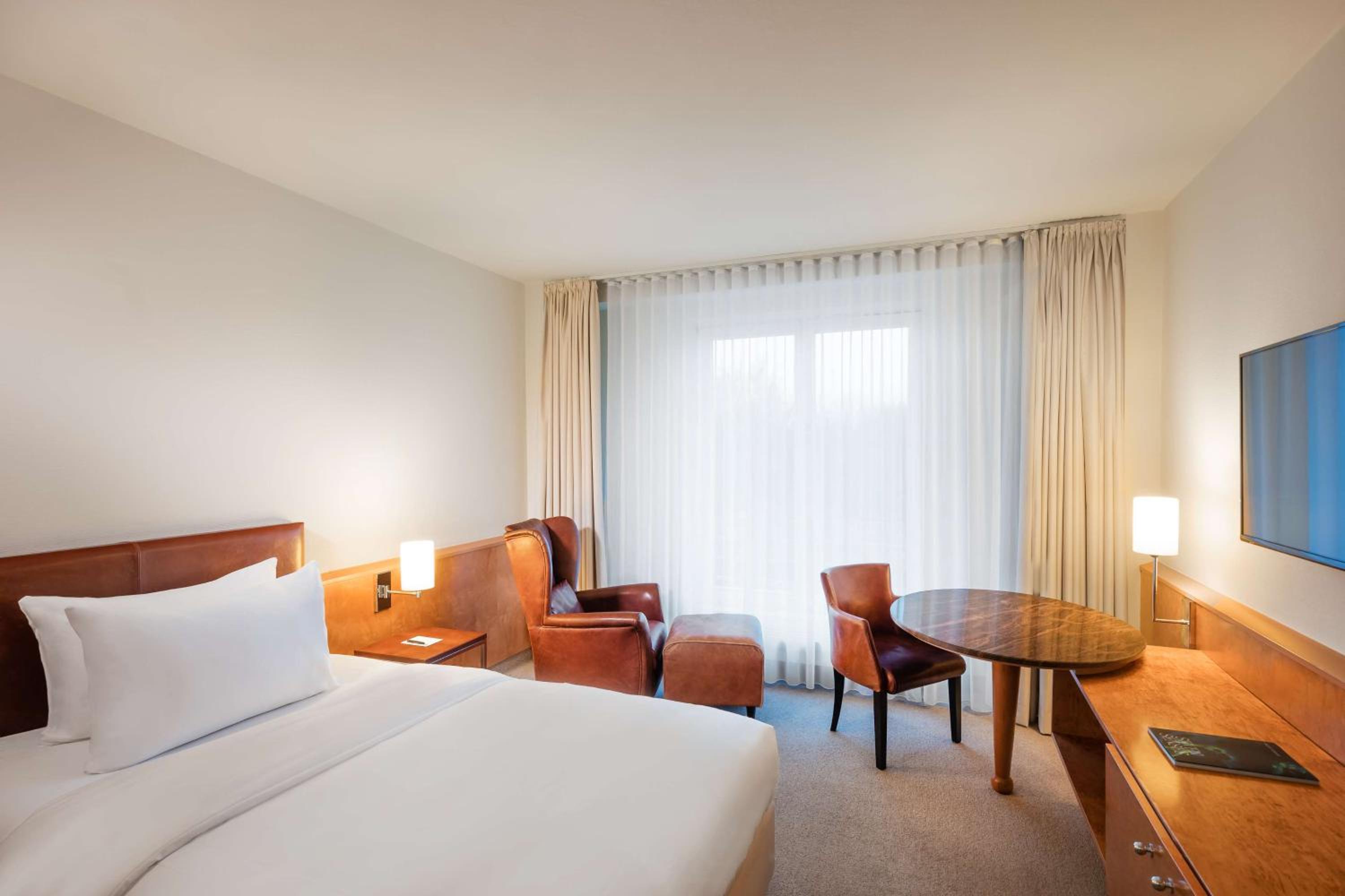 Deluxe Single Room