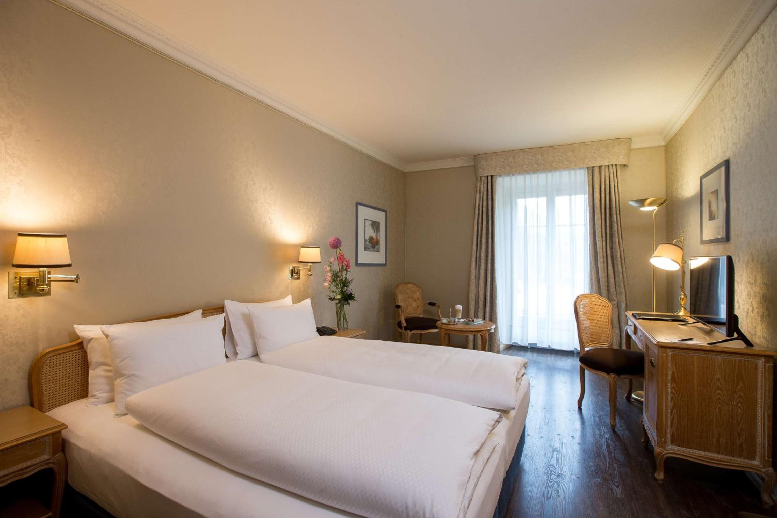 King Room with River View - Photo 1