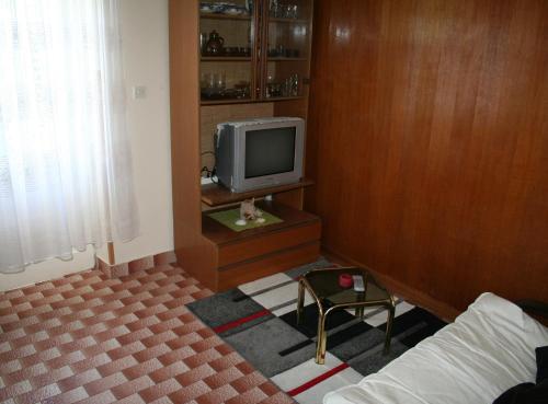 Three-Bedroom Apartment - Ground Floor photo 1