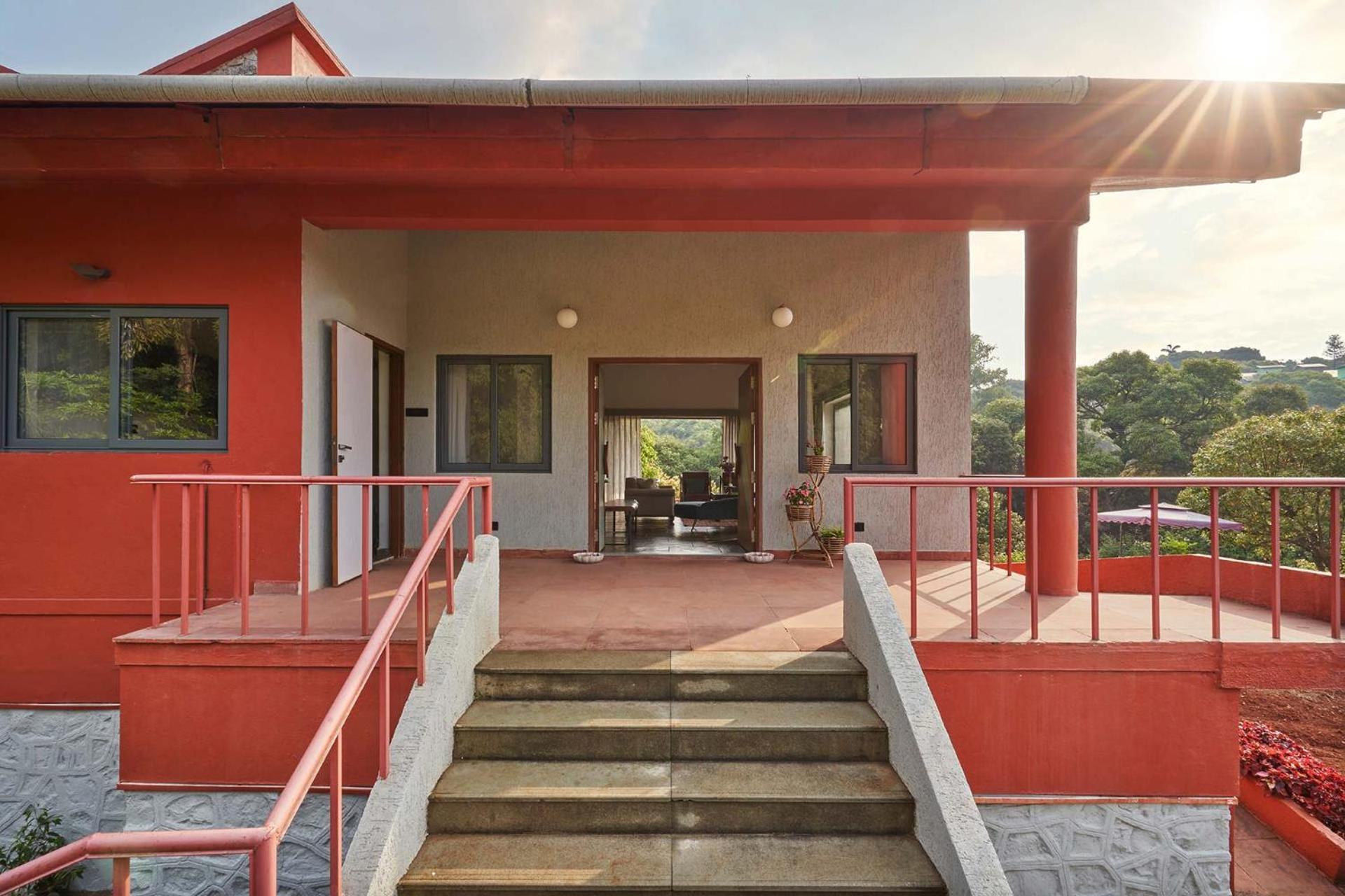 Villa photo 3