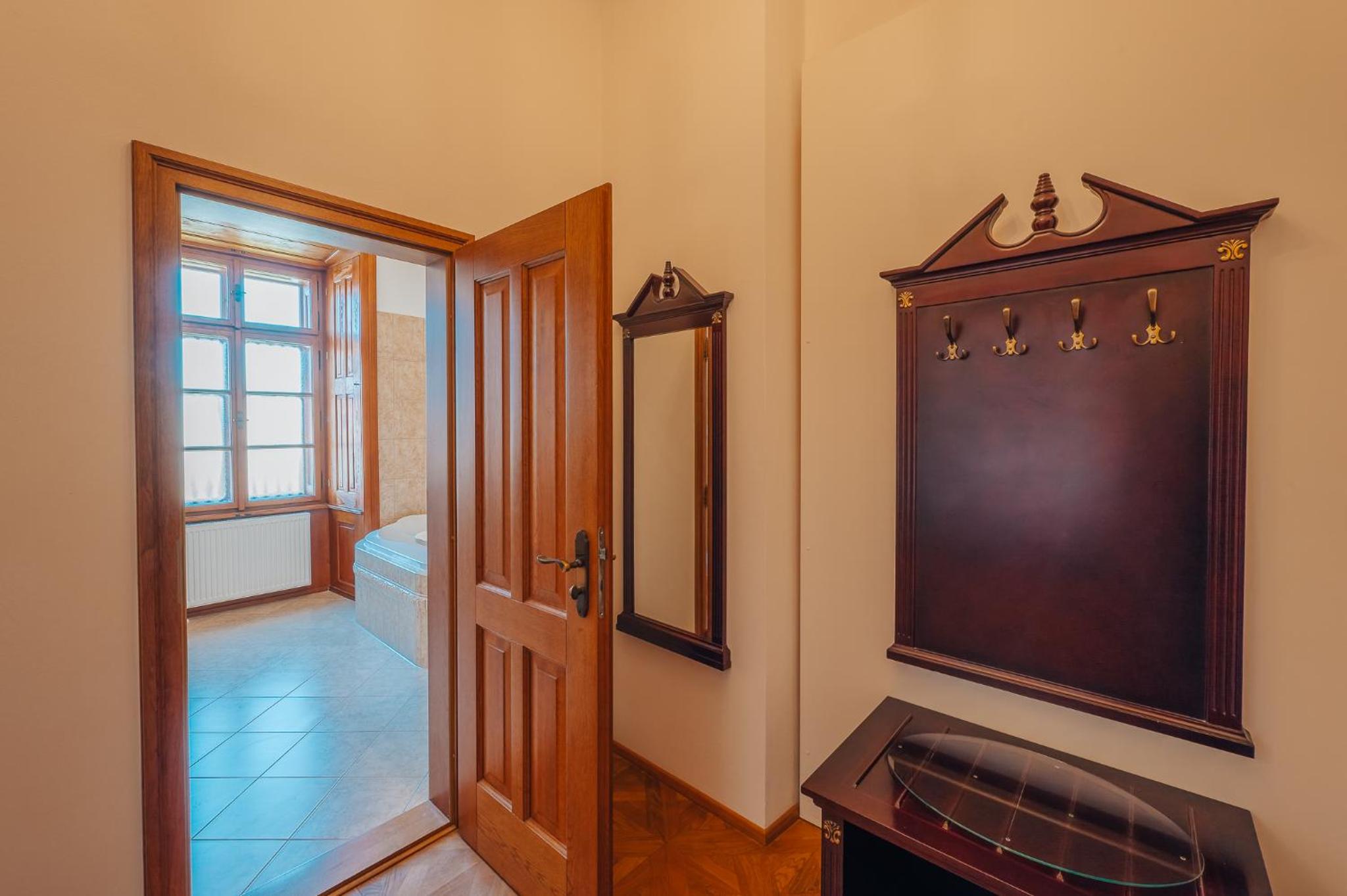 Deluxe Double or Twin Room photo 3