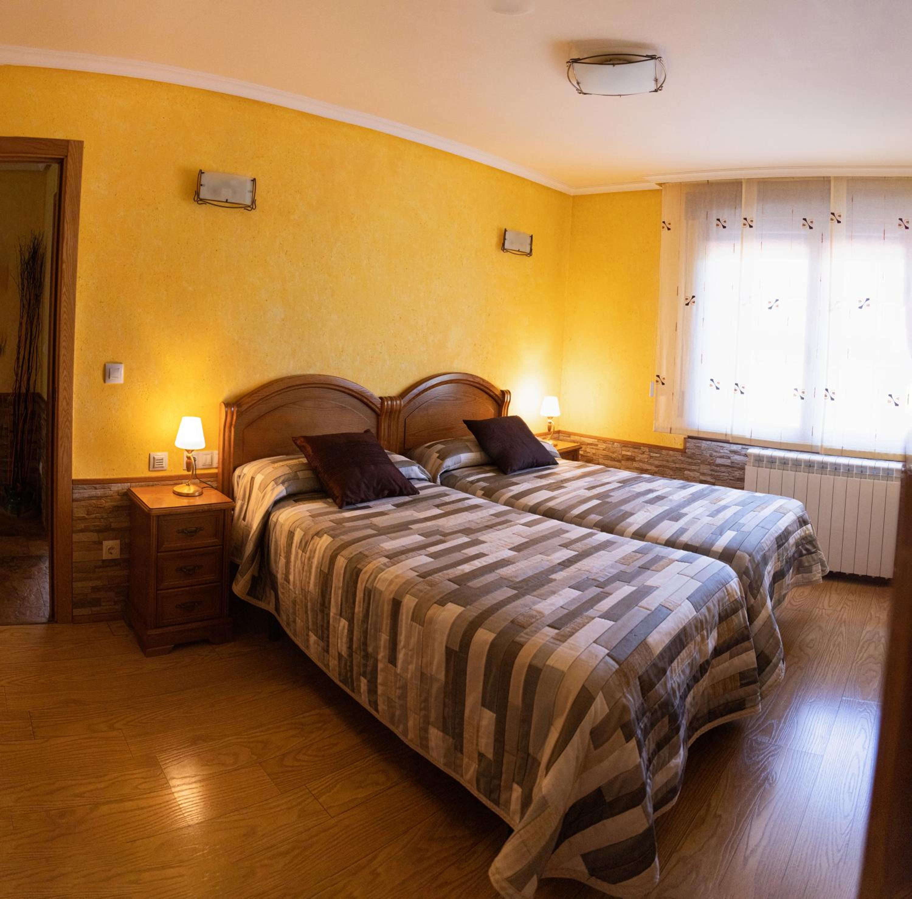 Habitación Doble con Dos Camas Dobles