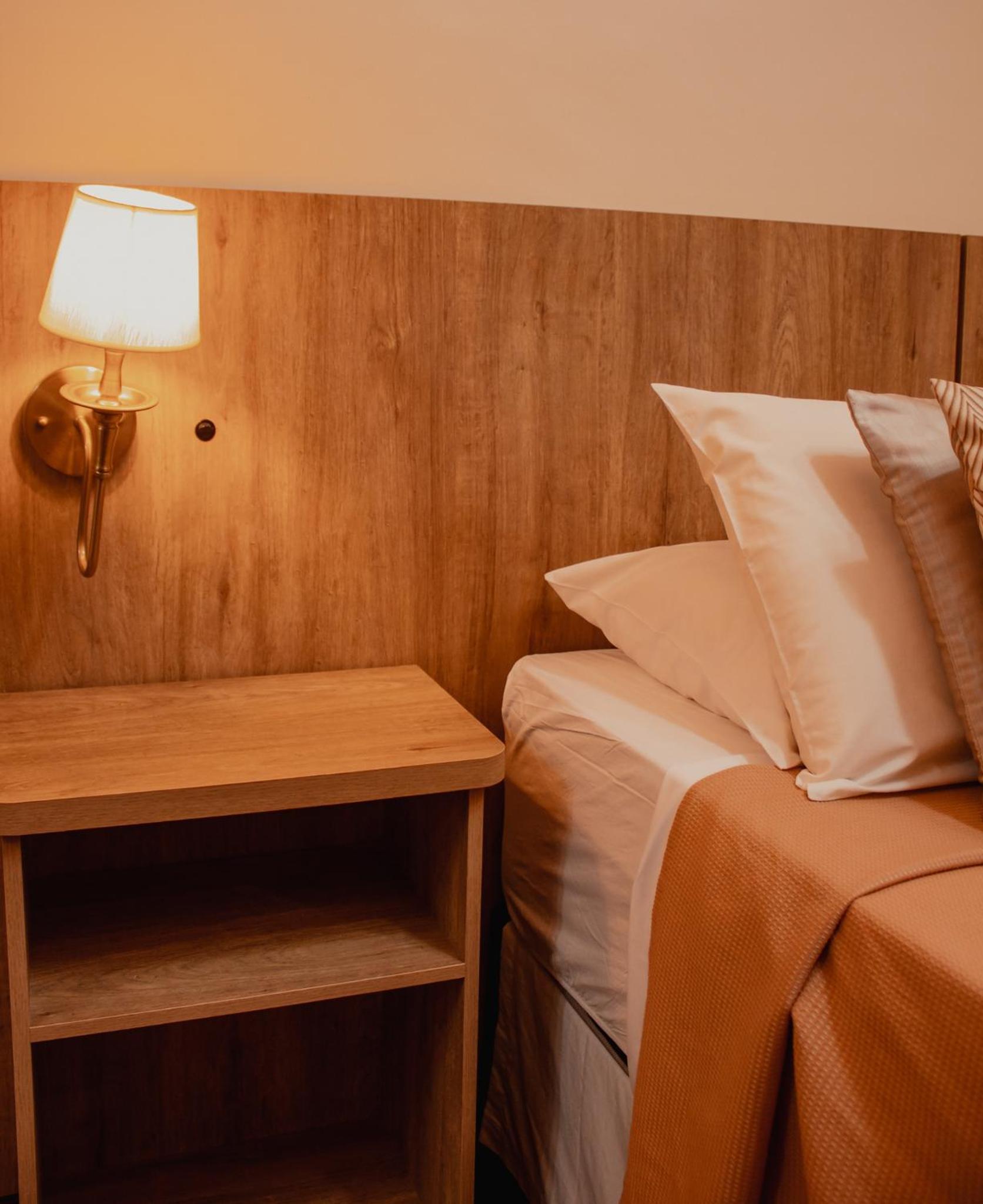 Double Room with Private Bathroom photo 3