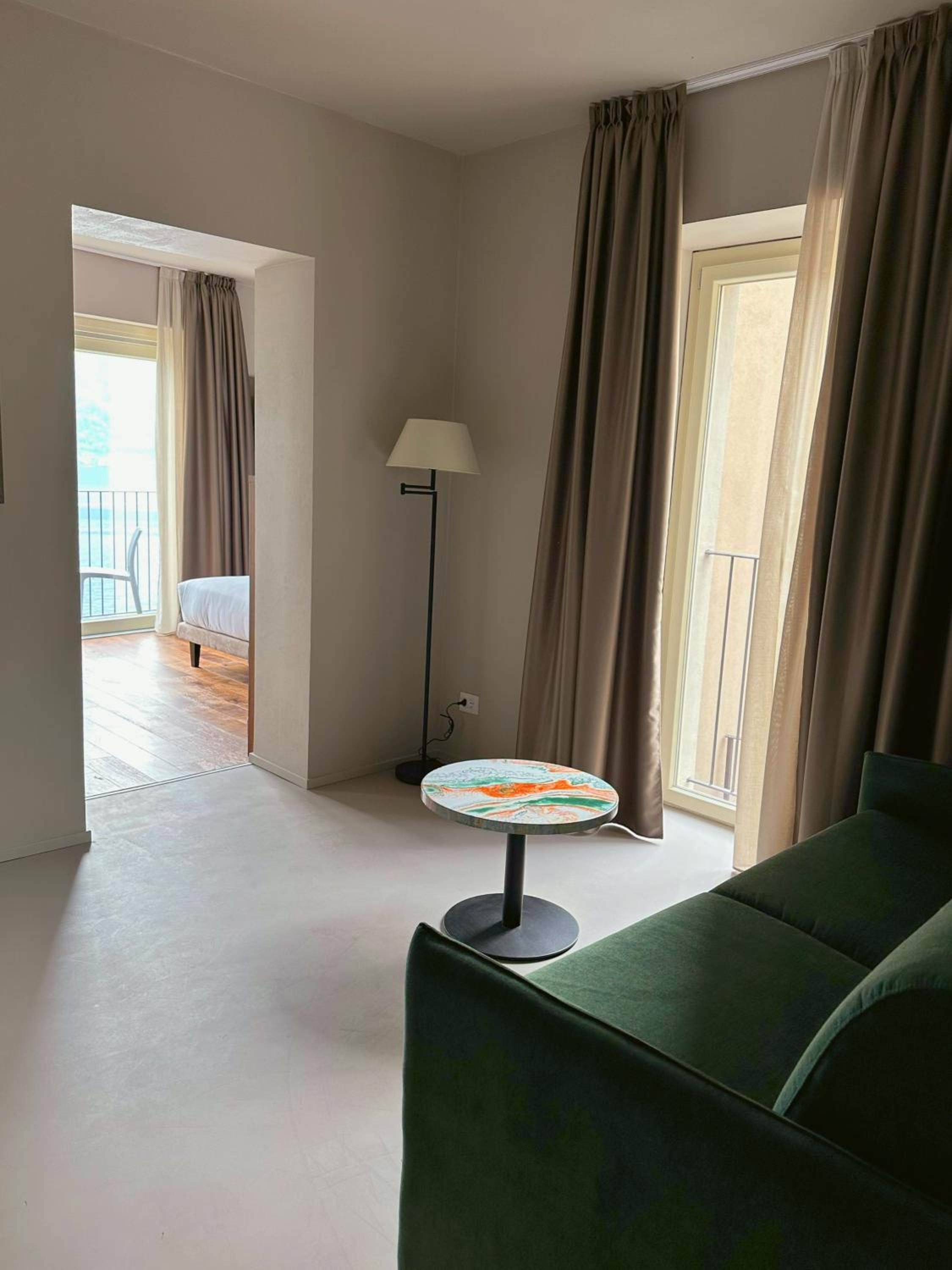 Superior Suite - Photo 6