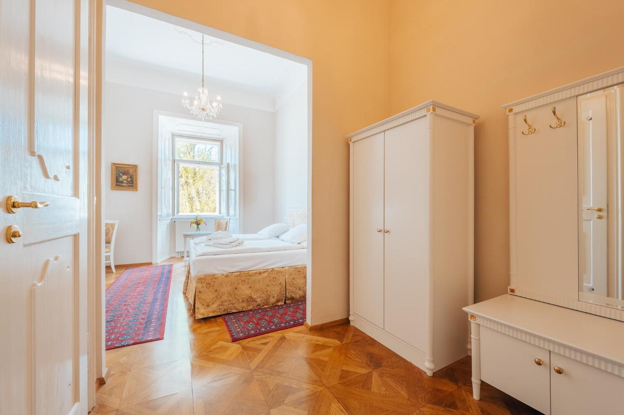 Exclusive Double or Twin Room photo 2