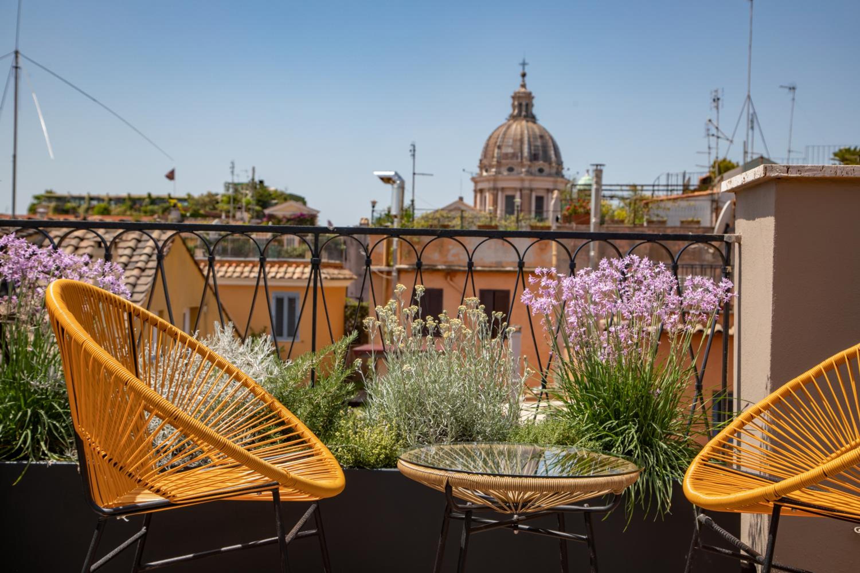 Junior Suite - Via Mario de Fiori 59 A