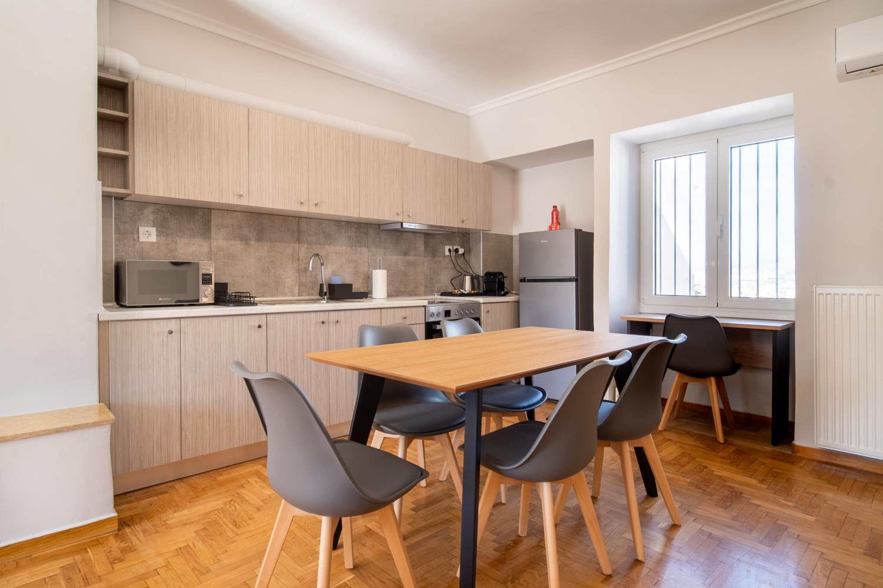 Suite with City View photo 3